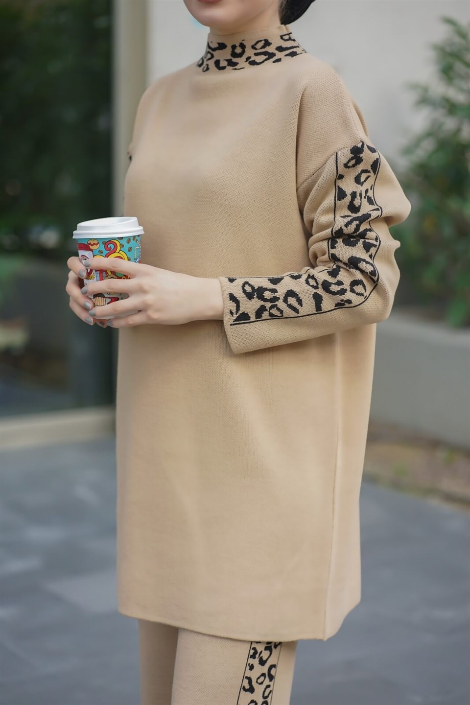 Desenli Şerti Tunik Pantolon 2'li Takım 8897 Bej