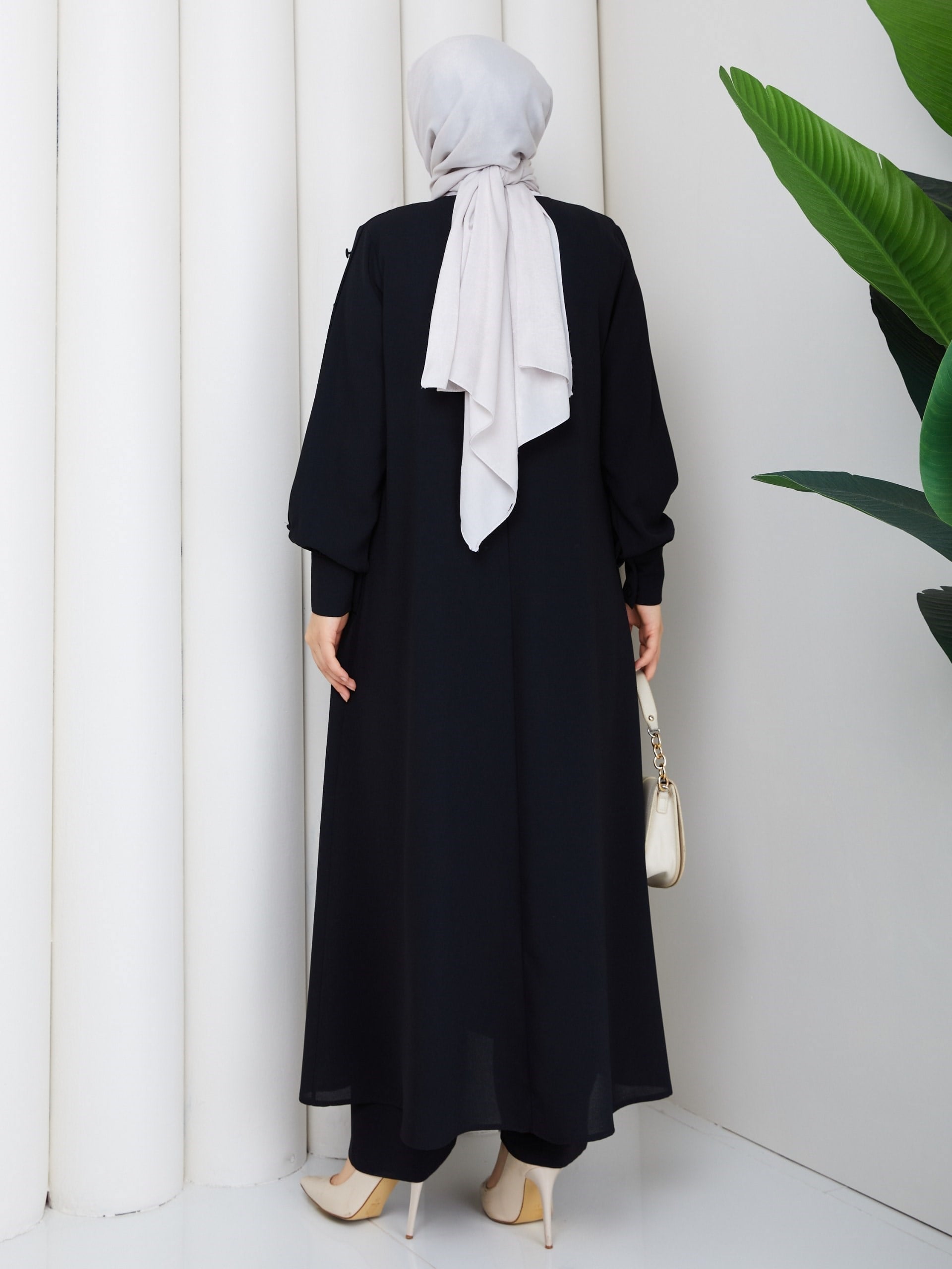 NURA TAKIM SİYAH