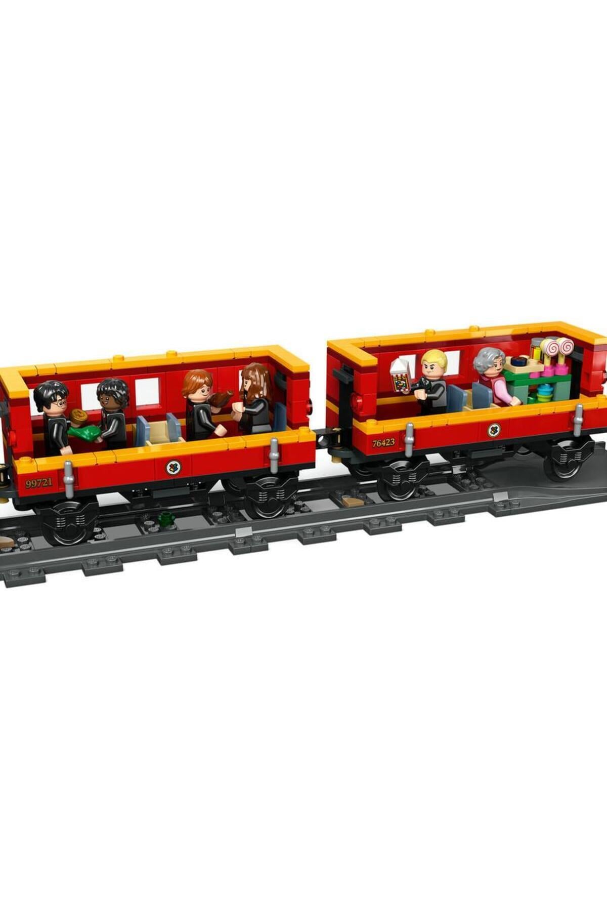 Lego Harry Potter Hogwarts Ekspresi ve Hogsmeade İstasyonu 76423