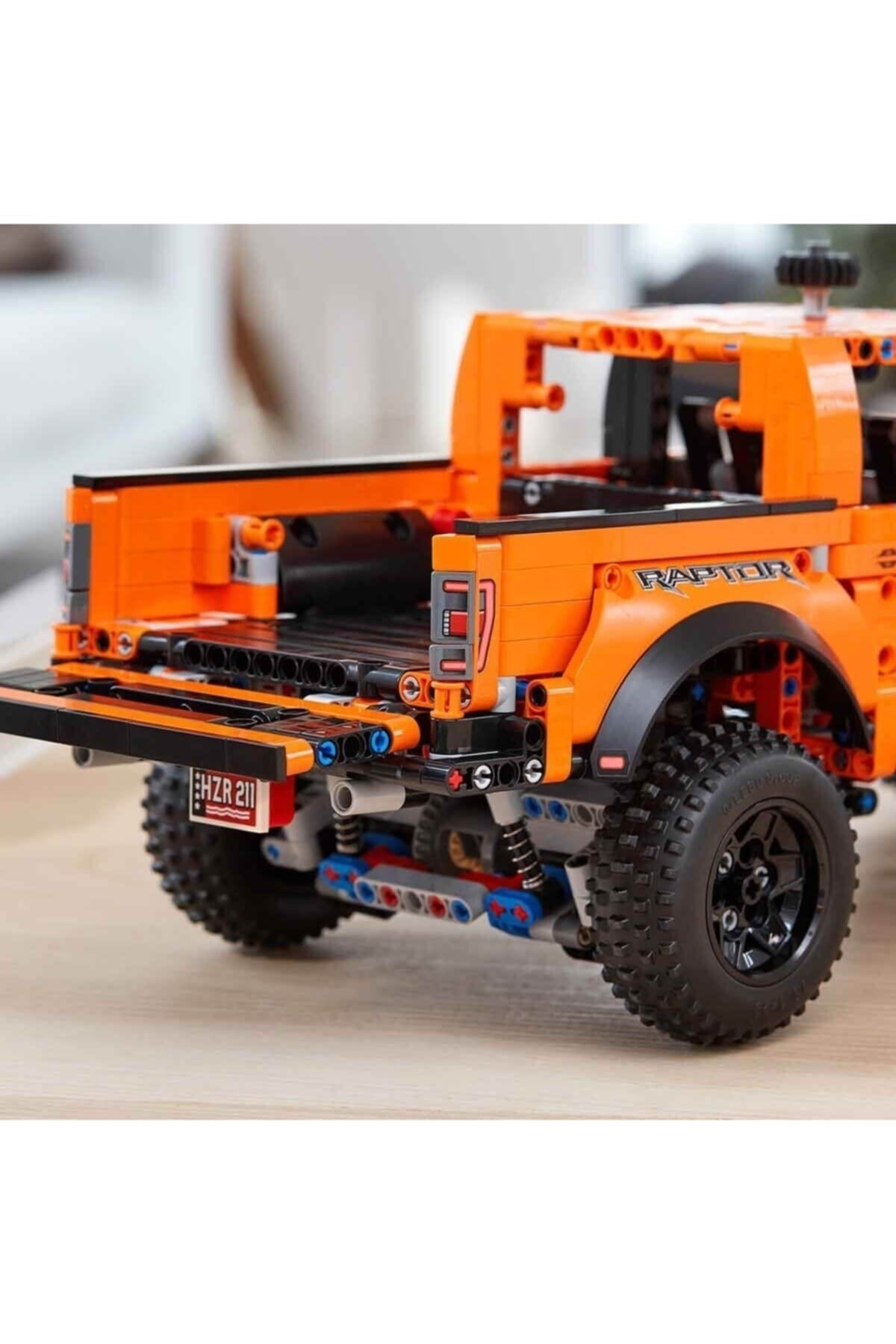 Technic Ford F-150 Raptor 42126