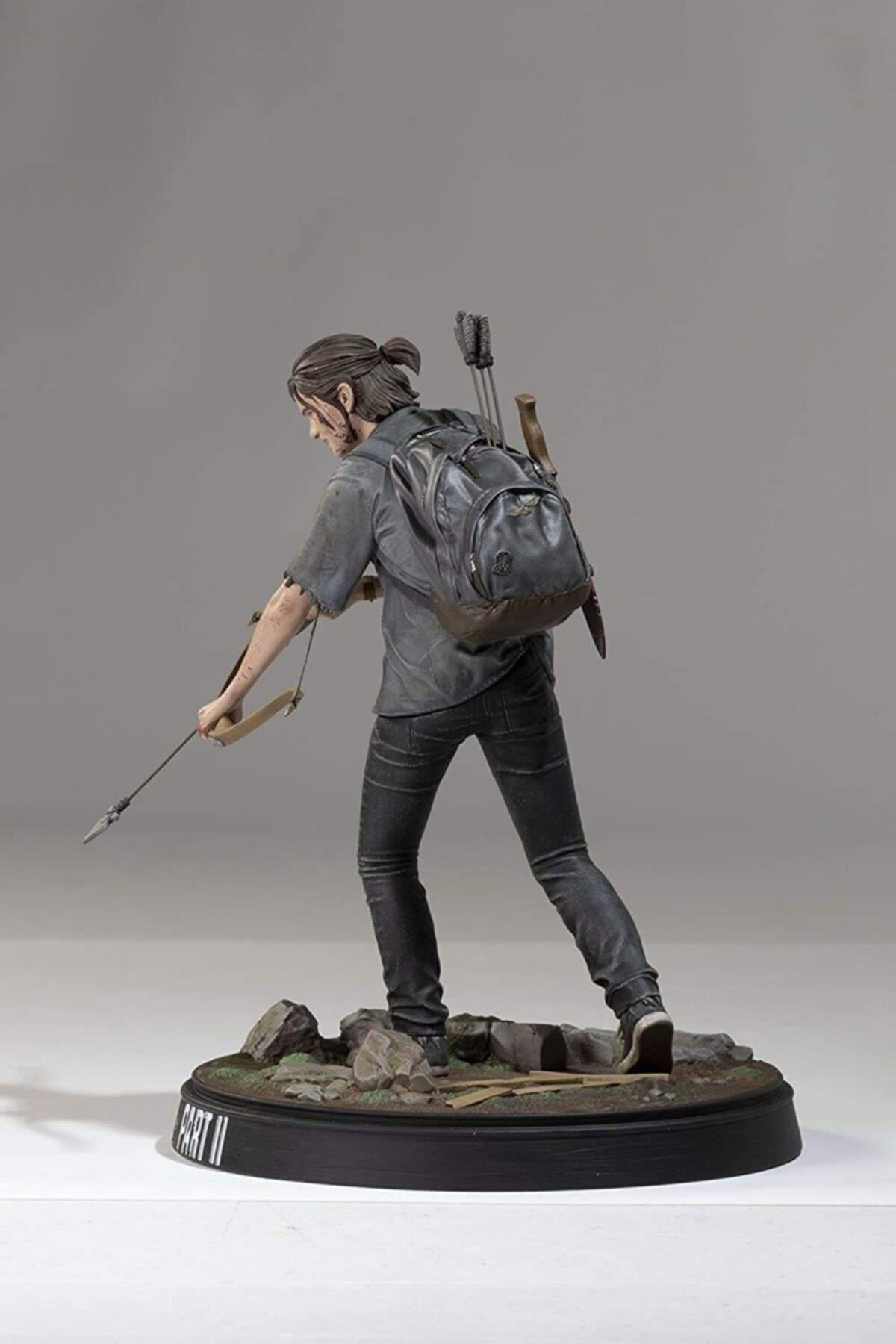The Last Of Us : Part Iı - Ellie With Bow Deluxe Figür