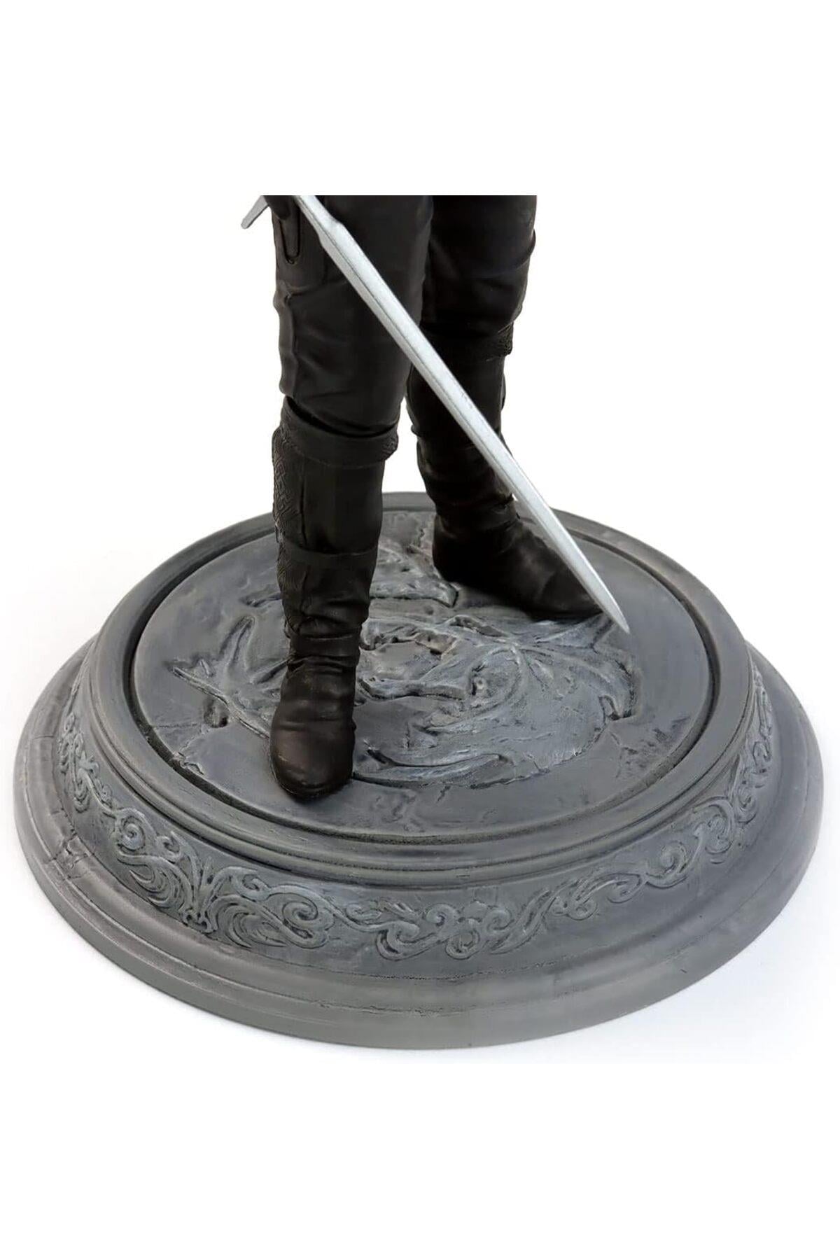 The Witcher 3 Dark Horse The Witcher (Netflix) - Transformed Geralt Heykel (24cm)