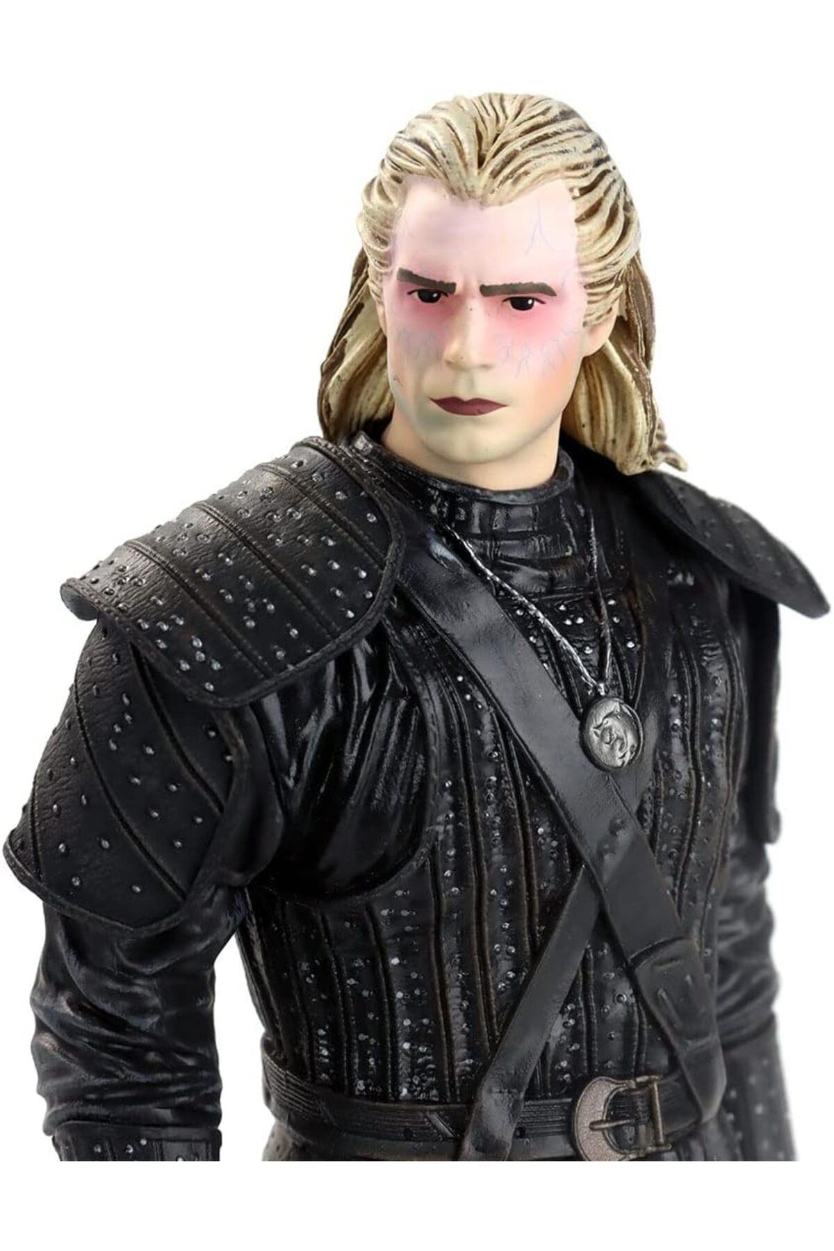The Witcher 3 Dark Horse The Witcher (Netflix) - Transformed Geralt Heykel (24cm)