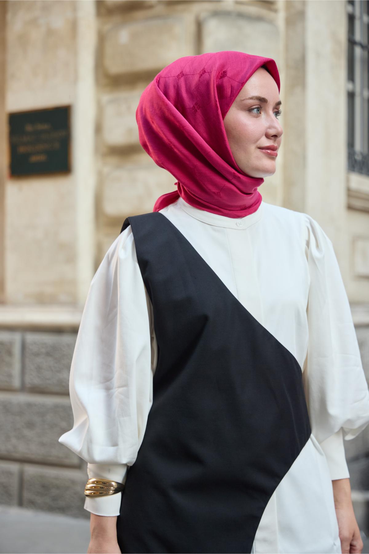 Silk Home EşarpMonogram Pamuk İpek Eşarp 130001-03