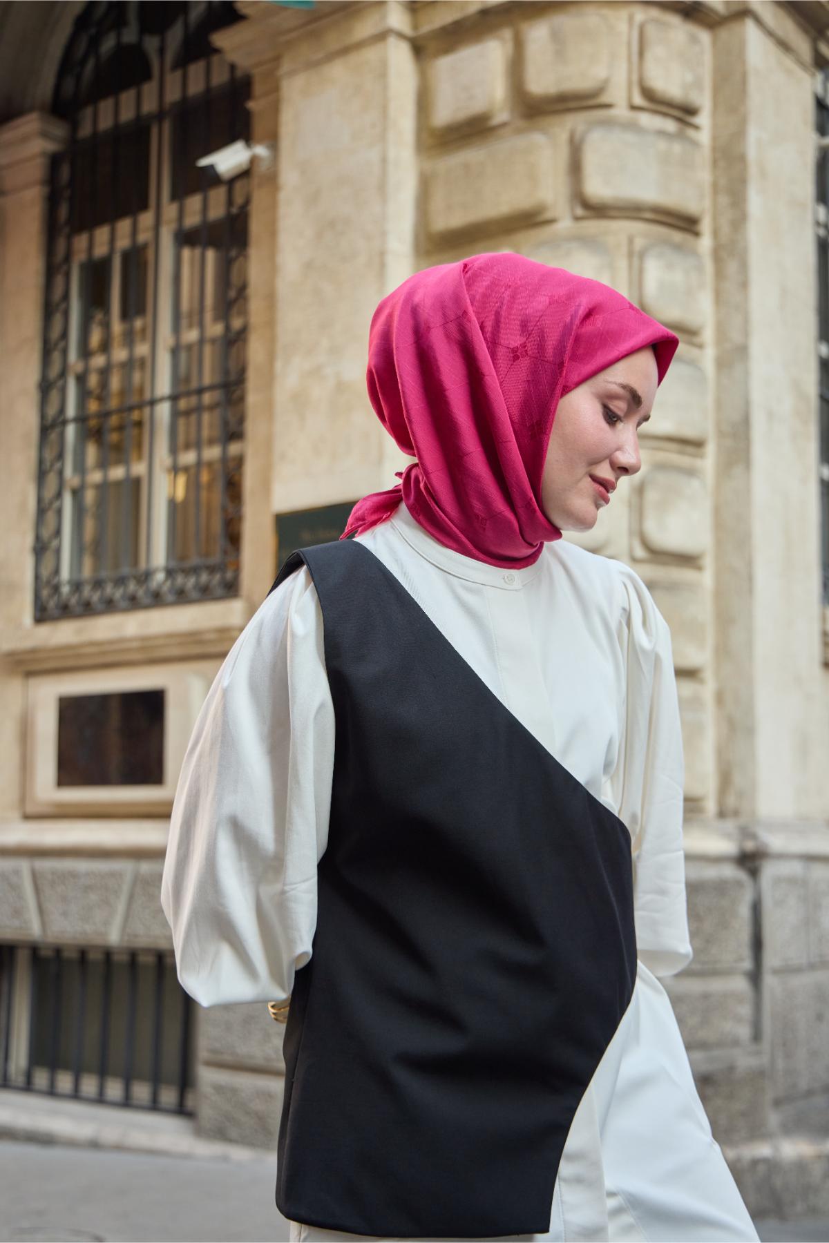 Silk Home EşarpMonogram Pamuk İpek Eşarp 130001-03