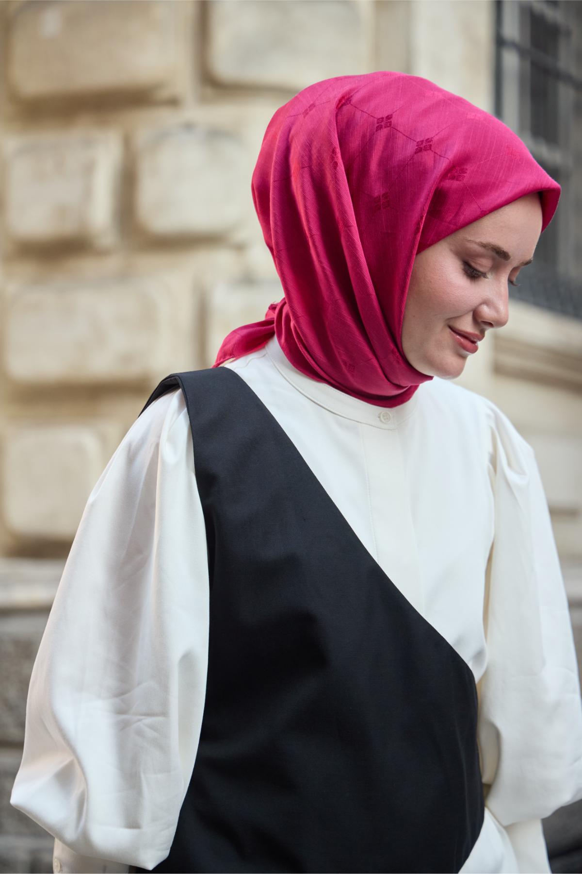 Silk Home EşarpMonogram Pamuk İpek Eşarp 130001-03