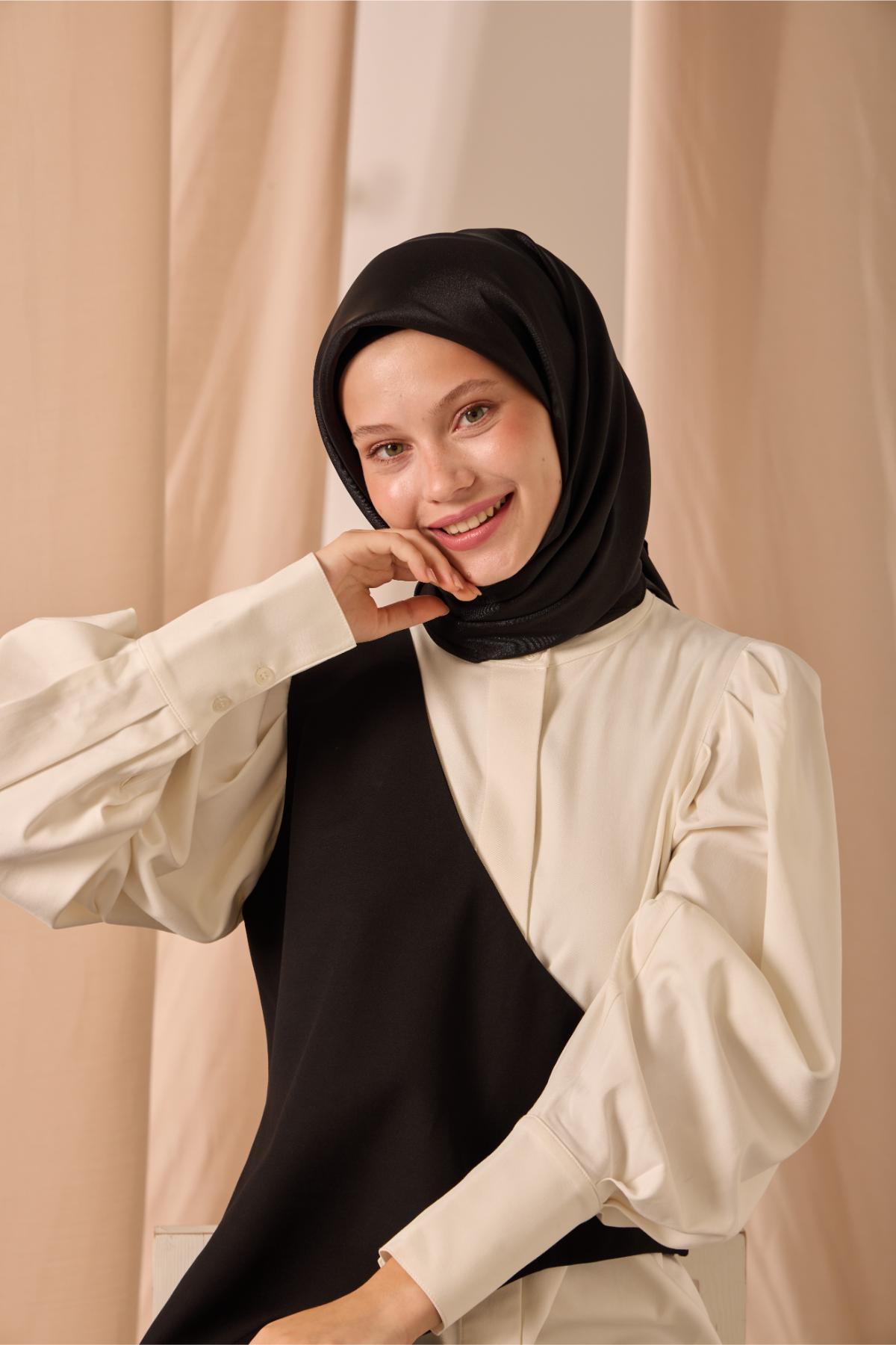 Silk Home SHiny ScarfSilk Home Düz SHiny Eşarp 75006-54