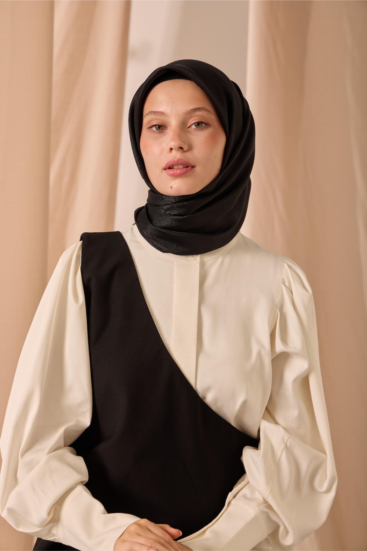 Silk Home SHiny ScarfSilk Home Düz SHiny Eşarp 75006-54