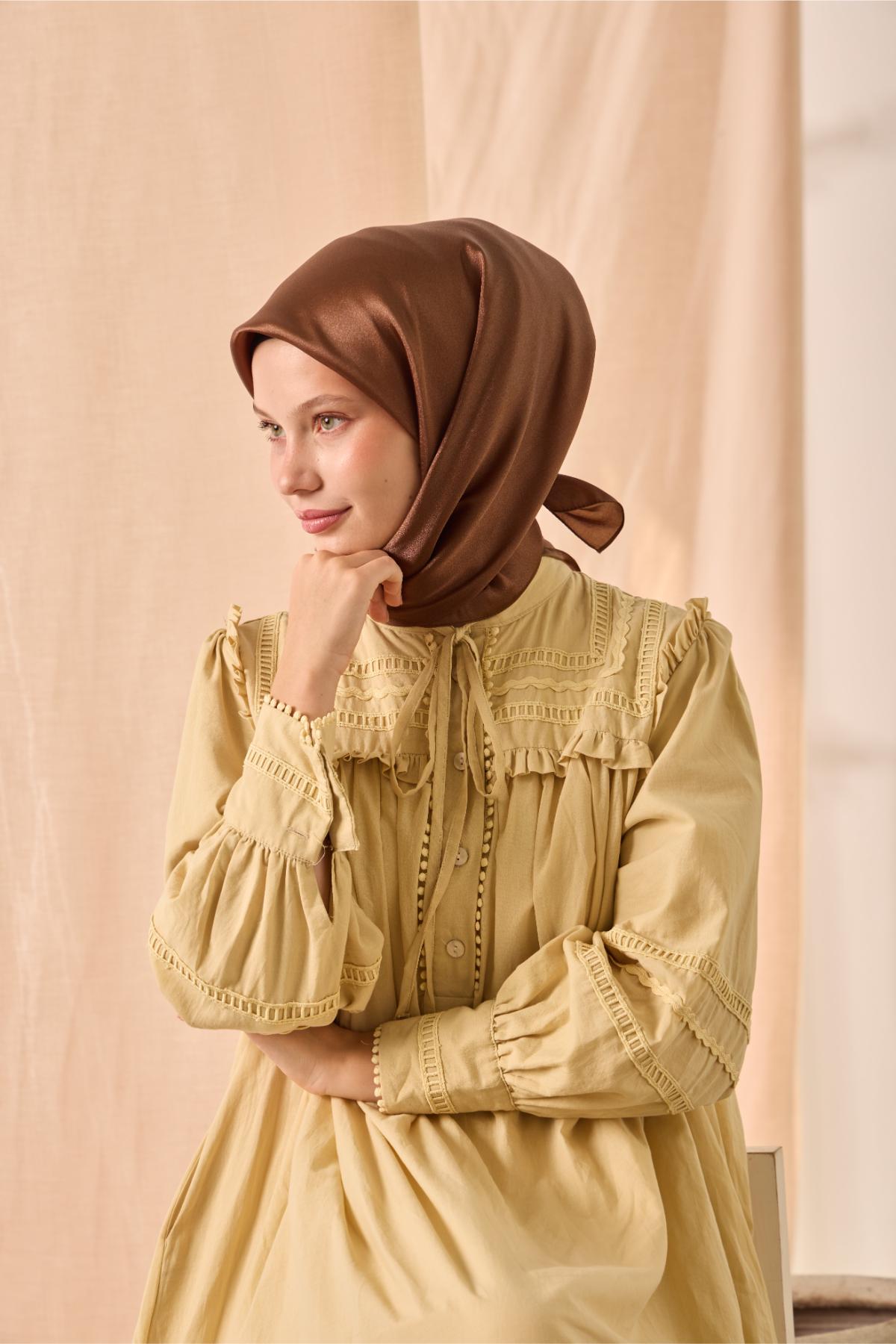 Silk Home SHiny ScarfSilk Home Düz SHiny Eşarp 75006-56