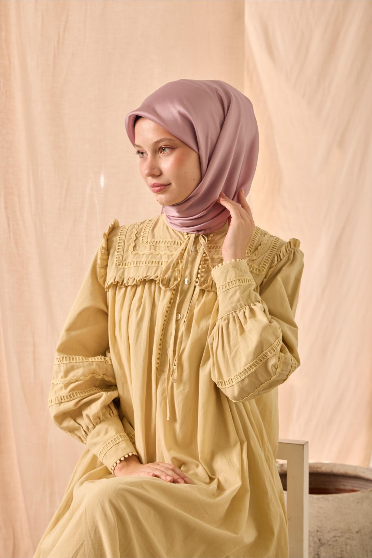 Silk Home SHiny ScarfSilk Home Düz SHiny Eşarp 75006-69