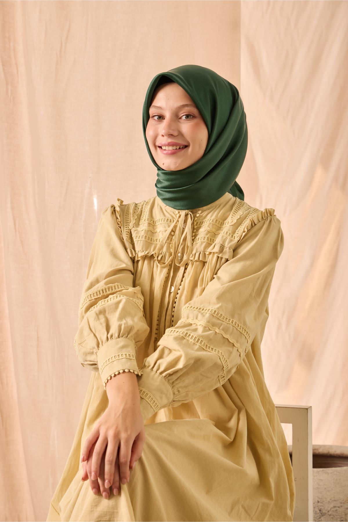 Silk Home SHiny ScarfSilk Home Düz SHiny Eşarp 75006-76