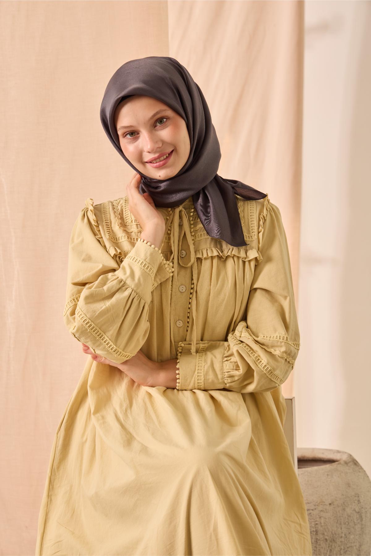 Silk Home SHiny ScarfSilk Home Düz SHiny Eşarp 75006-79