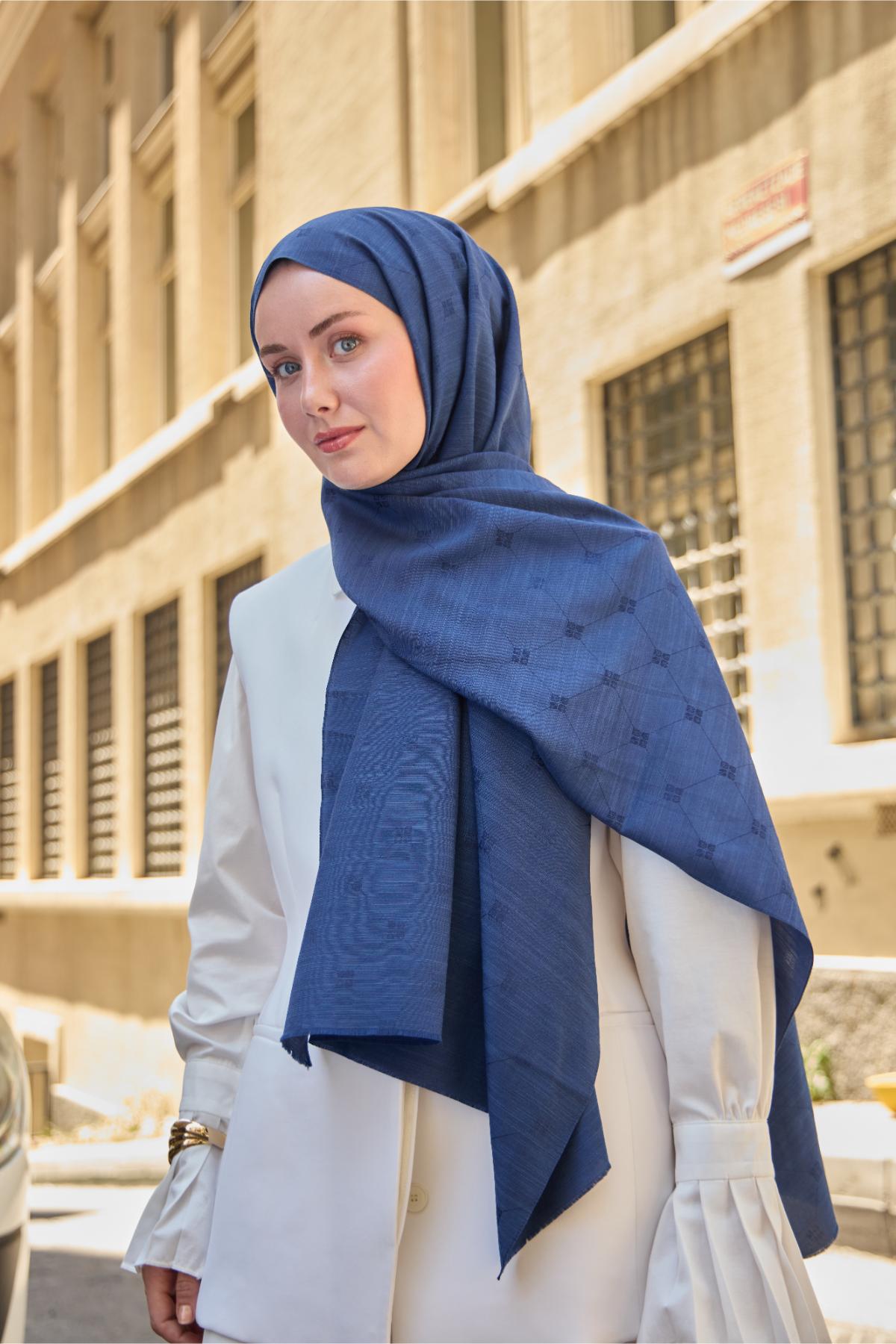 Monogram Pamuk İpek ŞalSilk Home Monogram Pamuk İpek Şal 461001-08