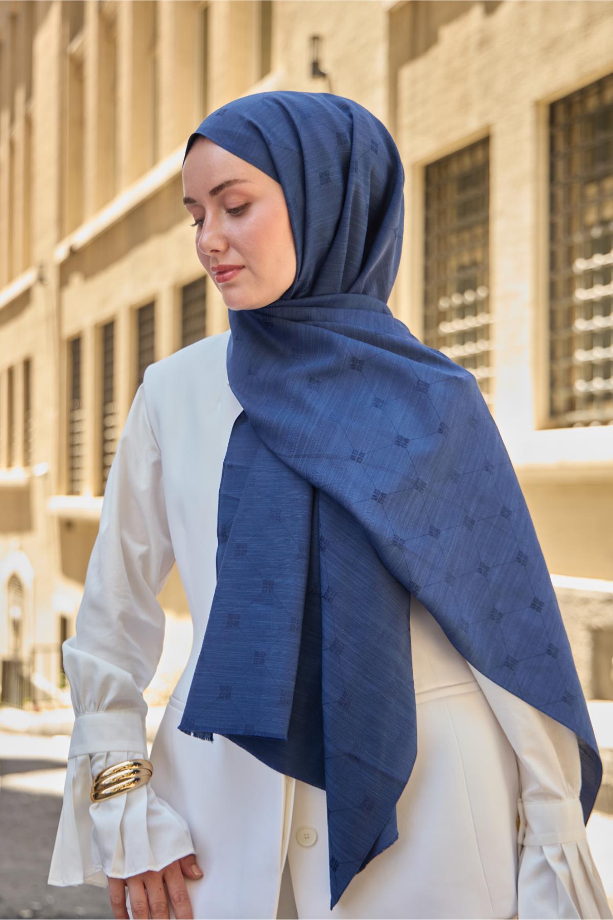 Monogram Pamuk İpek ŞalSilk Home Monogram Pamuk İpek Şal 461001-08