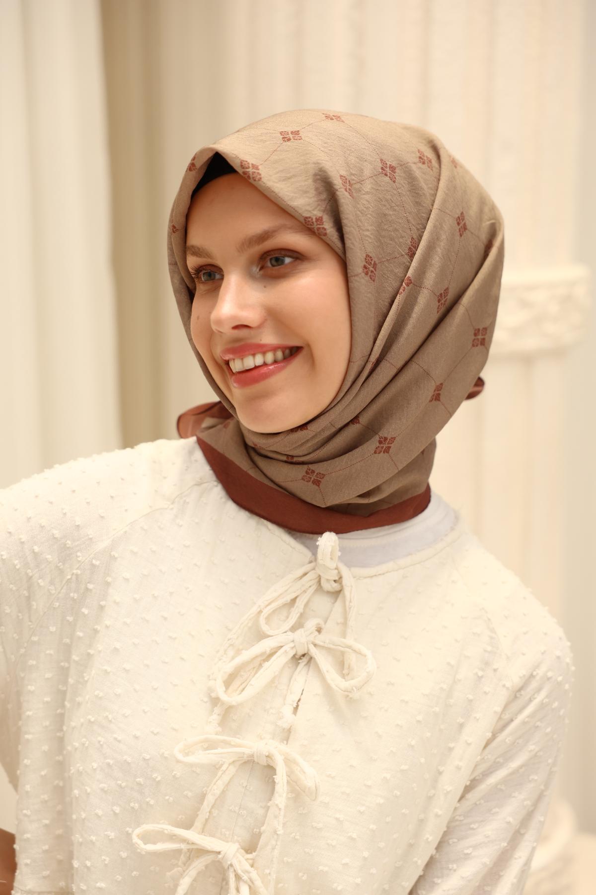 Silk Home Olinda EşarpSilk Home Olinda Eşarp 48001-71