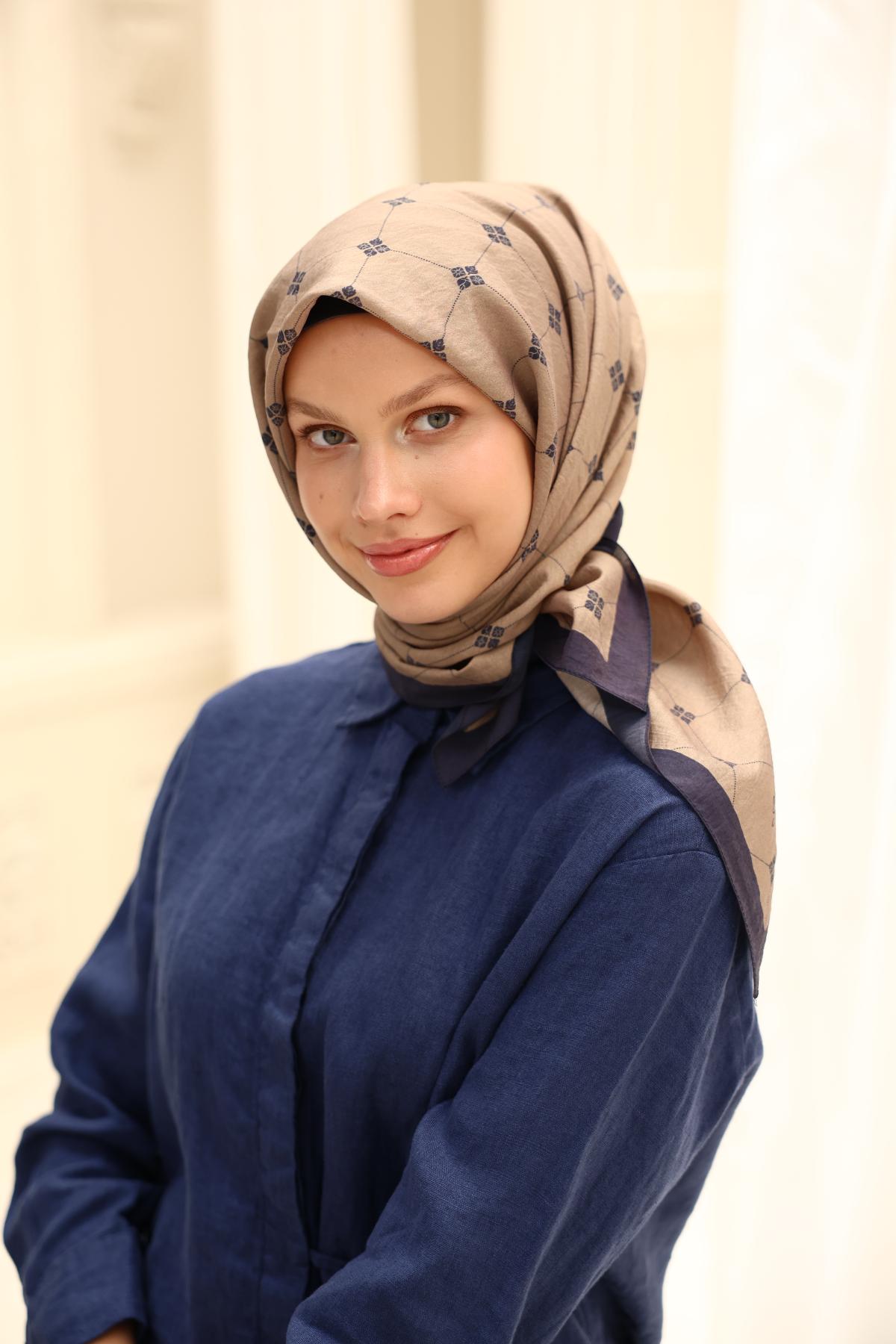 Silk Home Olinda EşarpSilk Home Olinda Eşarp 48001-72