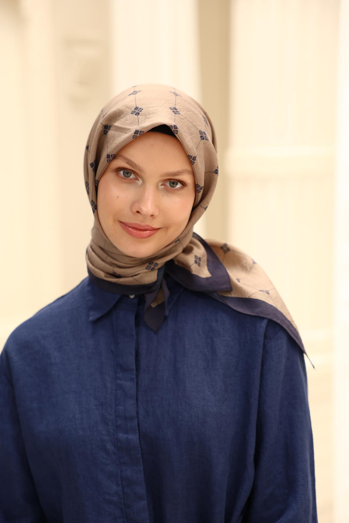 Silk Home Olinda EşarpSilk Home Olinda Eşarp 48001-72