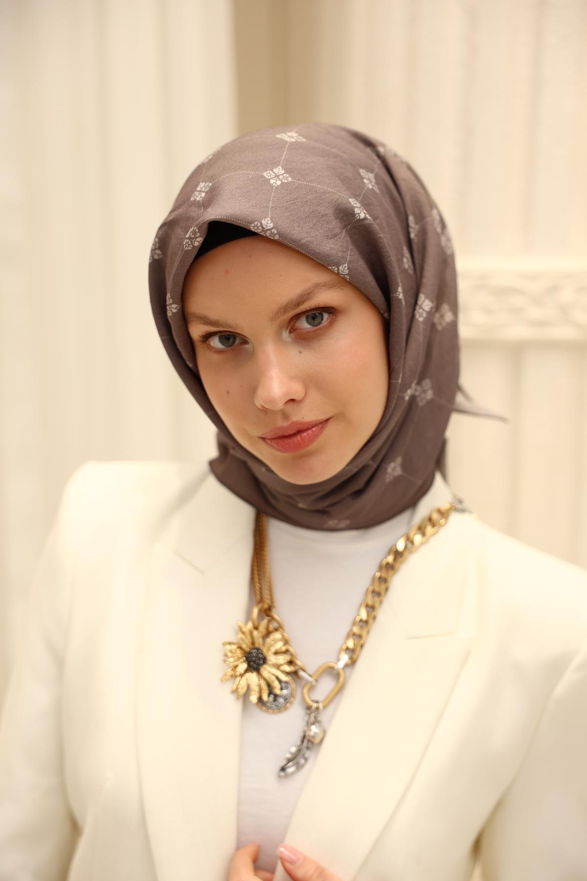 Silk Home Olinda EşarpSilk Home Olinda Eşarp 48001-76