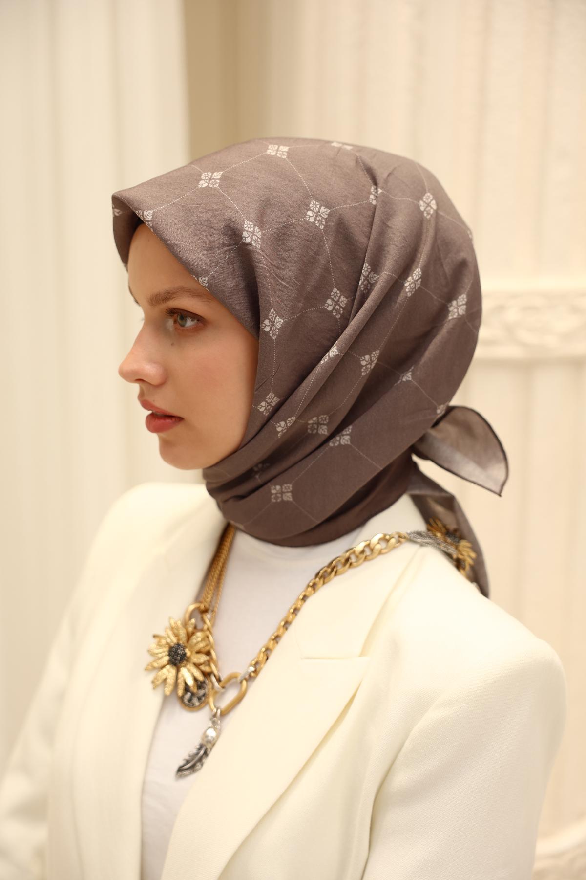 Silk Home Olinda EşarpSilk Home Olinda Eşarp 48001-76