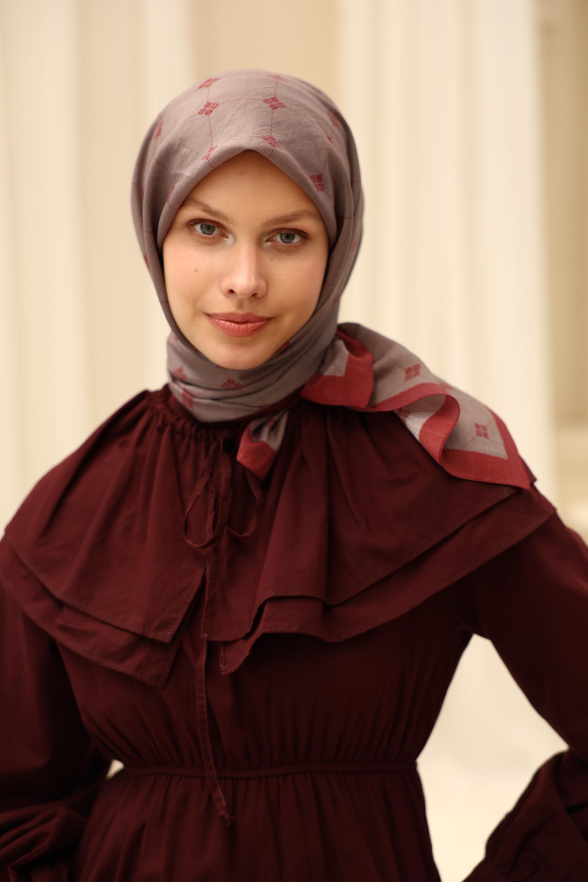 Silk Home Olinda EşarpSilk Home Olinda Eşarp 48001-77