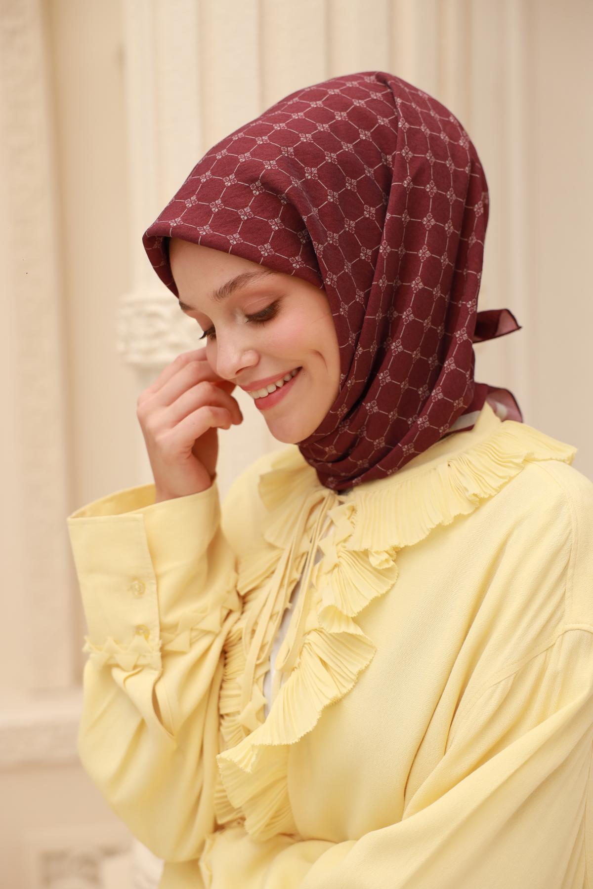 Silk Home Olinda EşarpSilk Home Olinda Eşarp 48004-68