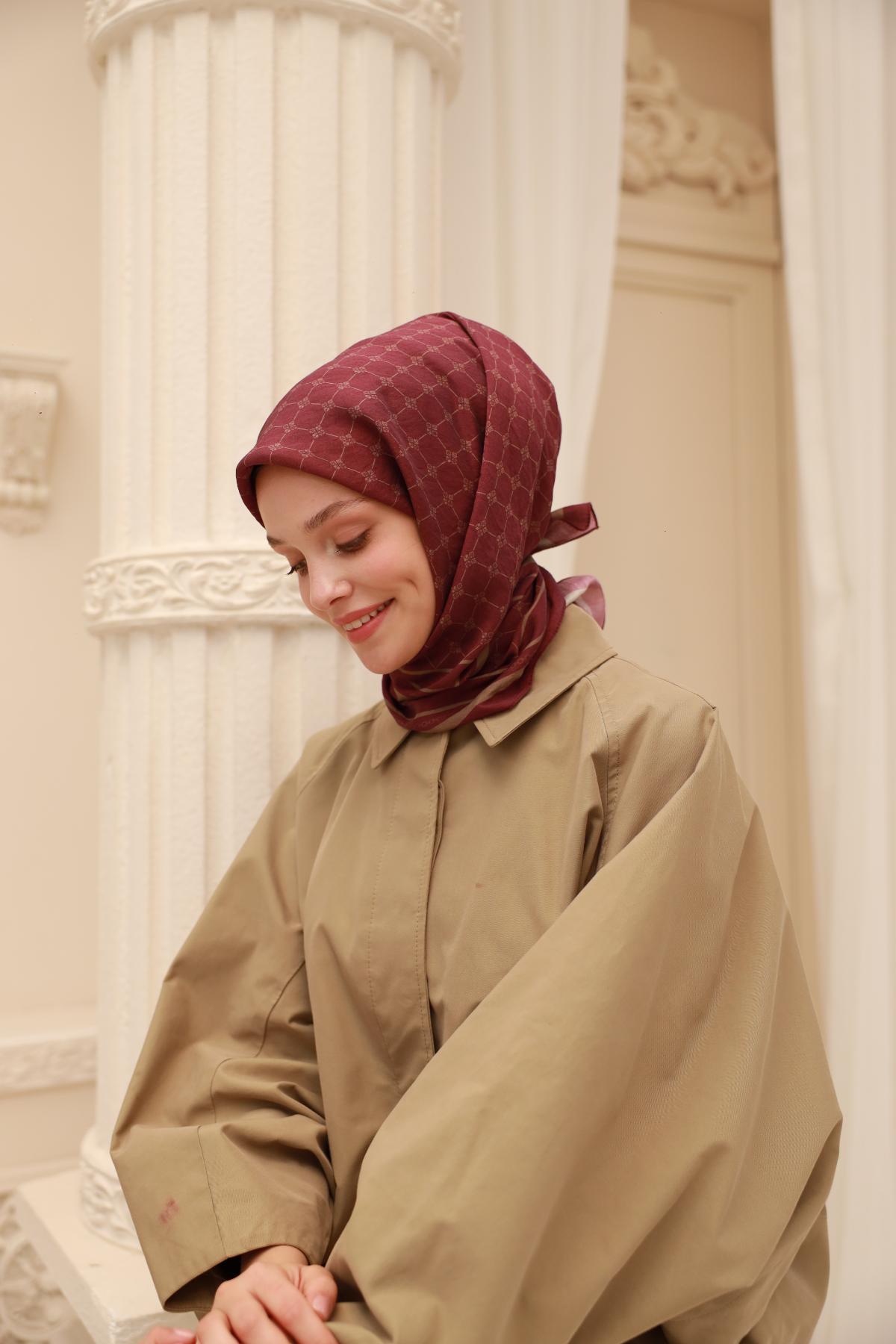 Silk Home Olinda EşarpSilk Home Olinda Eşarp 48004-70