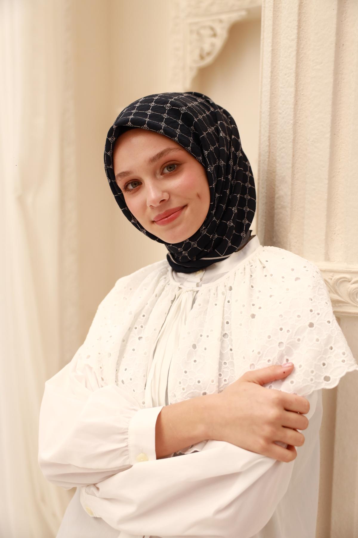 Silk Home Olinda EşarpSilk Home Olinda Eşarp 48004-73