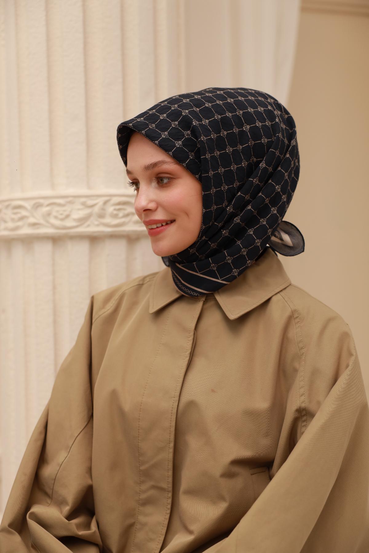 Silk Home Olinda EşarpSilk Home Olinda Eşarp 48004-74