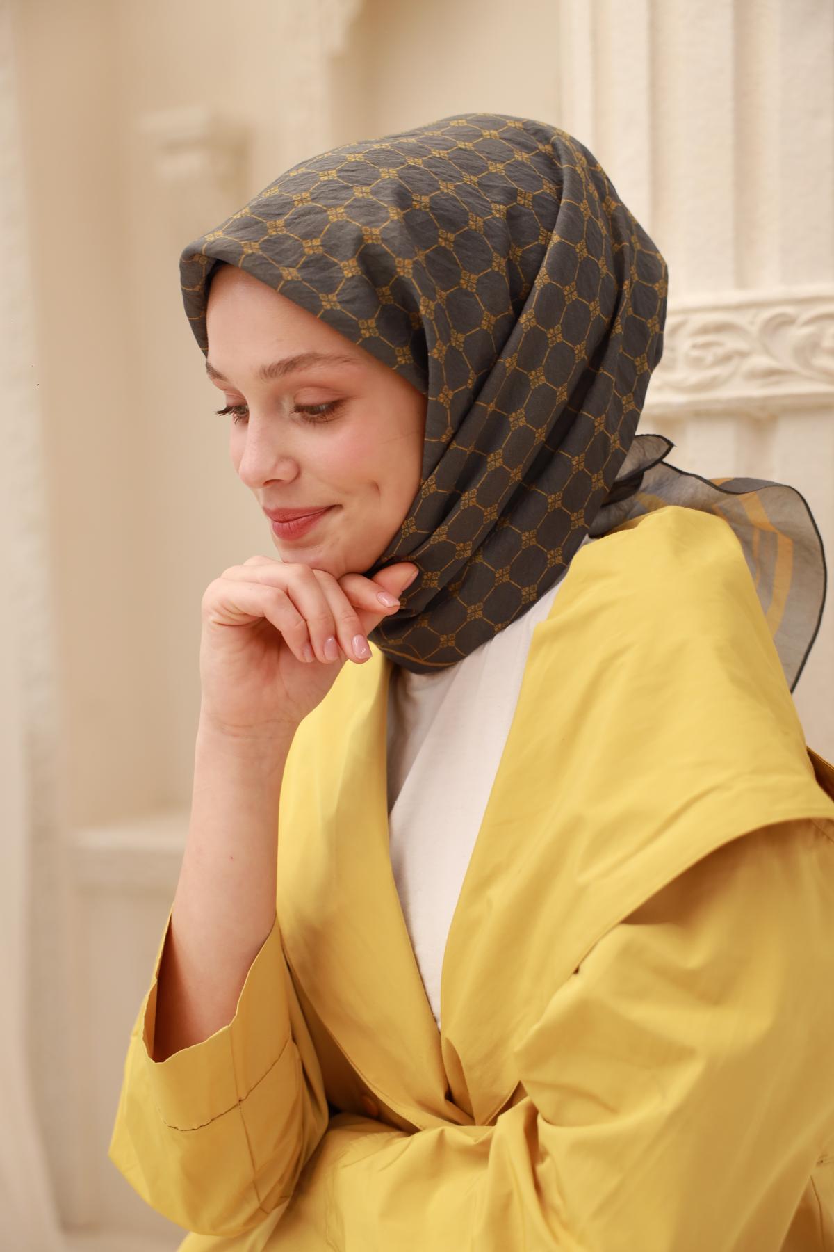 Silk Home Olinda EşarpSilk Home Olinda Eşarp 48004-80