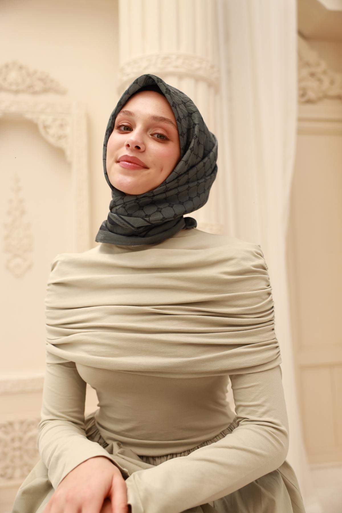 Silk Home Olinda EşarpSilk Home Olinda Eşarp 48004-81