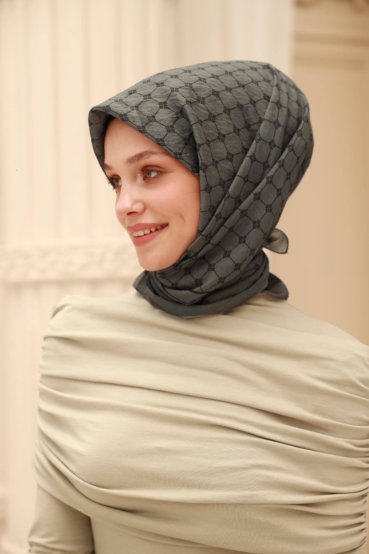 Silk Home Olinda EşarpSilk Home Olinda Eşarp 48004-81