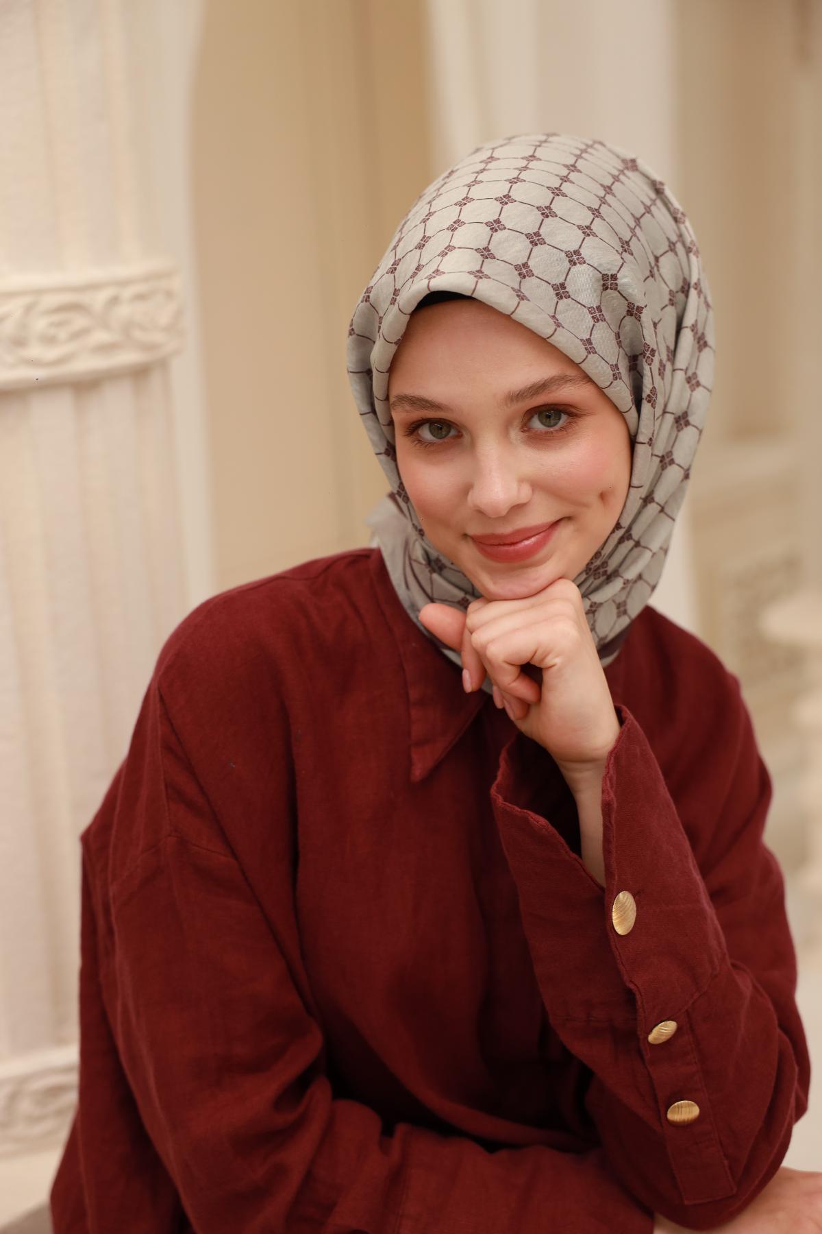 Silk Home Olinda EşarpSilk Home Olinda Eşarp 48004-92