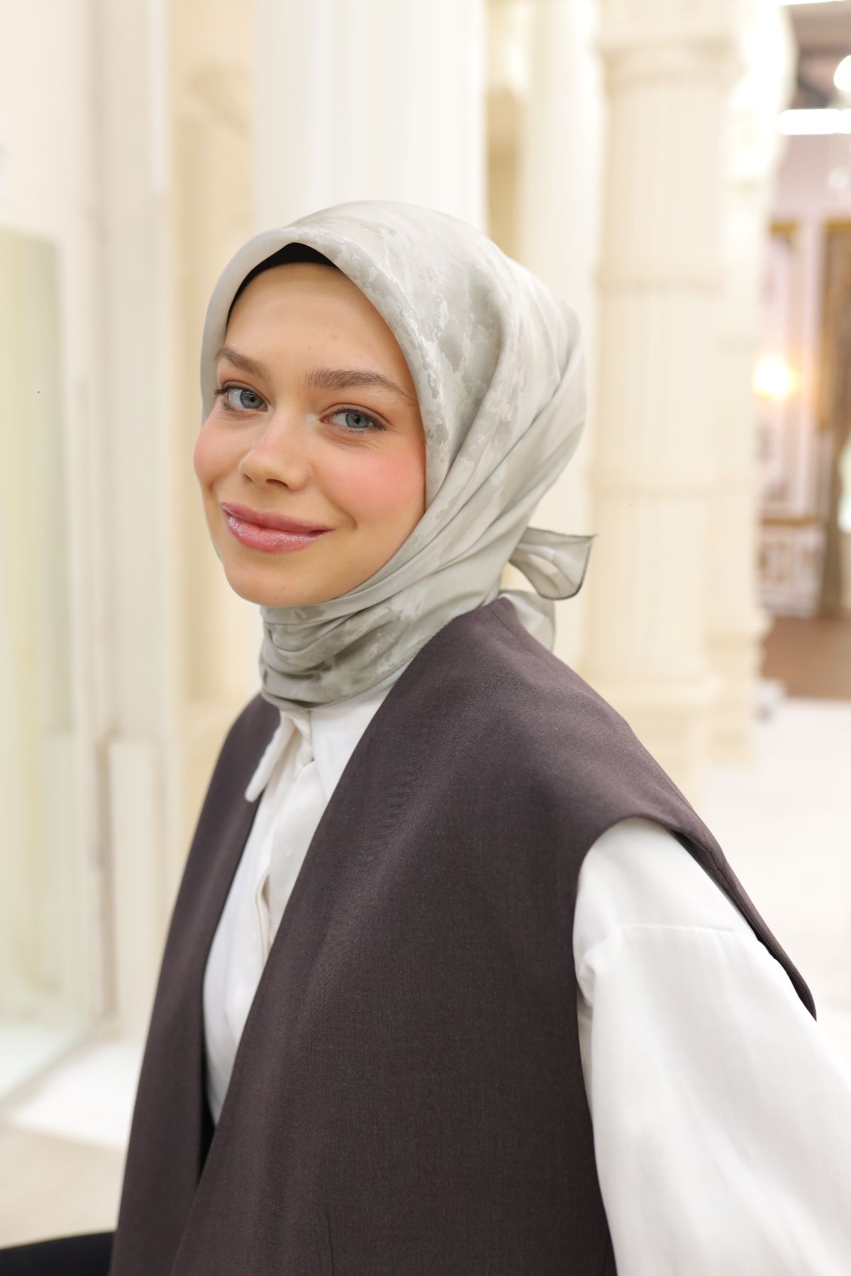 Silk Home SHiny ScarfSilk Home SHiny Eşarp 75002-46