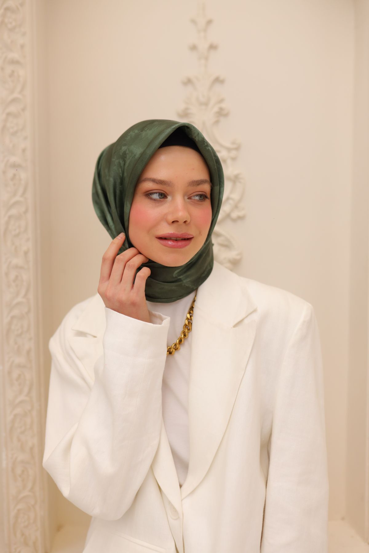 Silk Home SHiny ScarfSilk Home SHiny Eşarp 75002-48