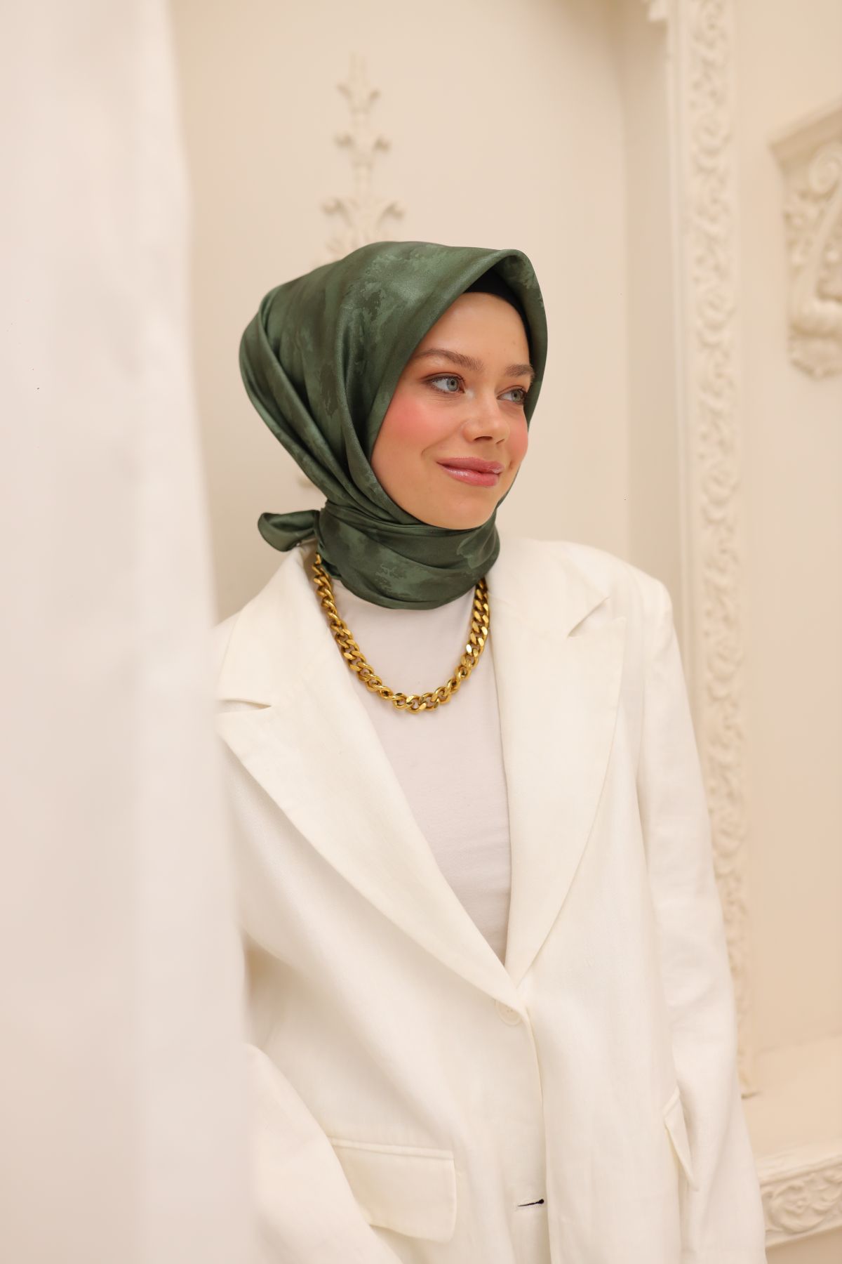 Silk Home SHiny ScarfSilk Home SHiny Eşarp 75002-48