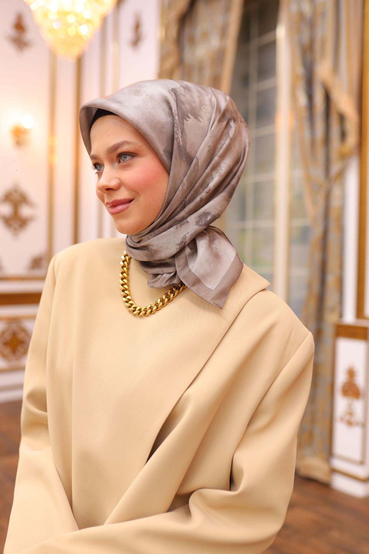 Silk Home SHiny ScarfSilk Home SHiny Eşarp 75002-55