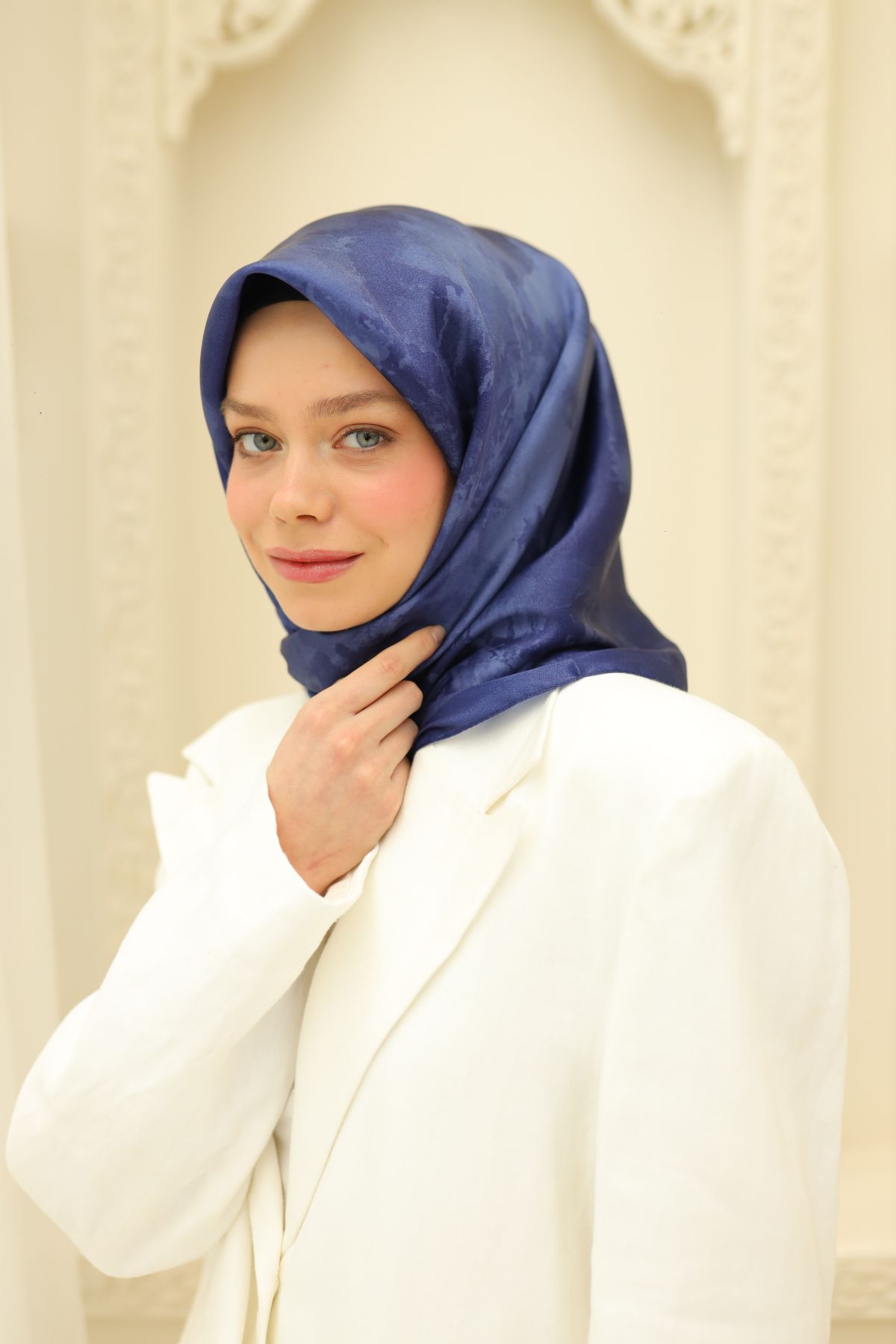 Silk Home SHiny ScarfSilk Home SHiny Eşarp 75002-59