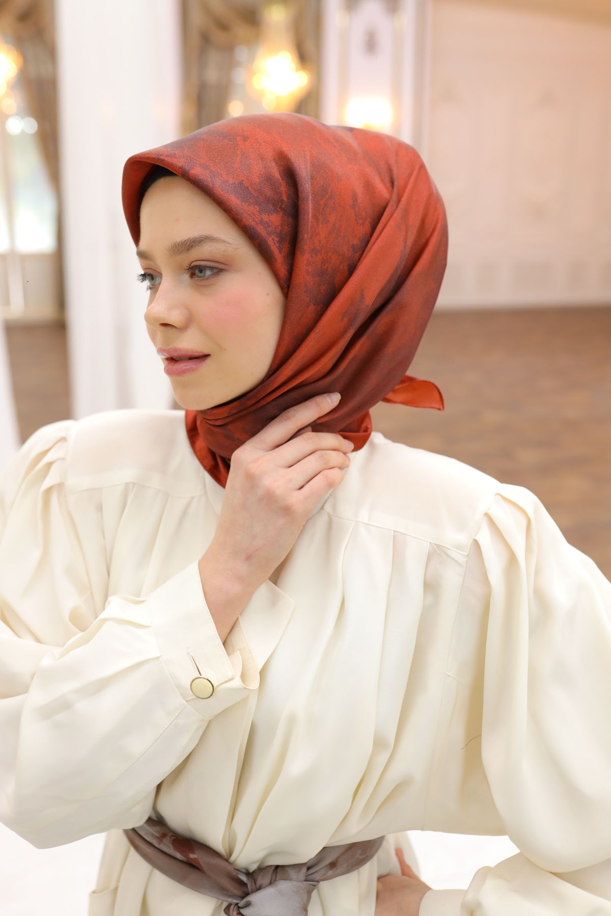 Silk Home SHiny ScarfSilk Home SHiny Eşarp 75002-64