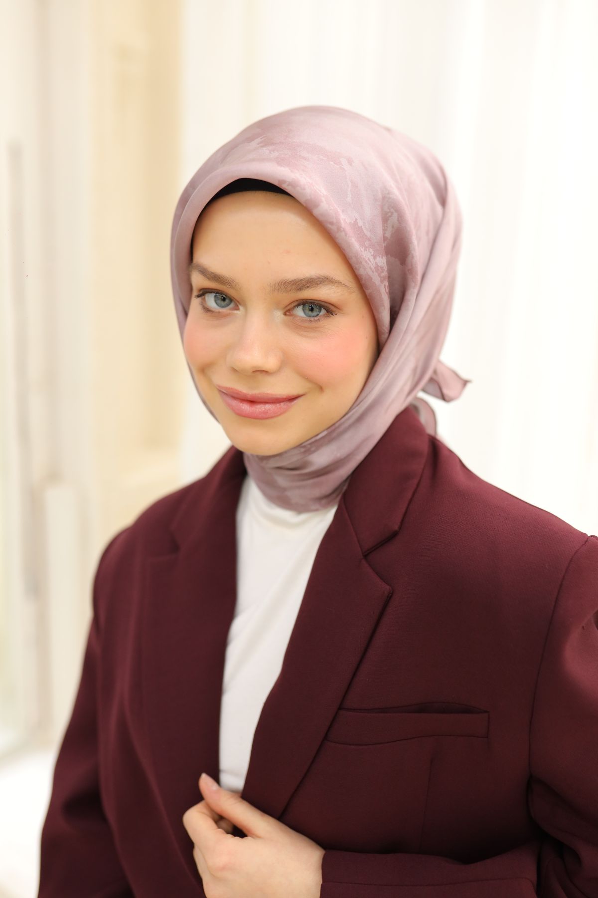 Silk Home SHiny ScarfSilk Home SHiny Eşarp 75002-69