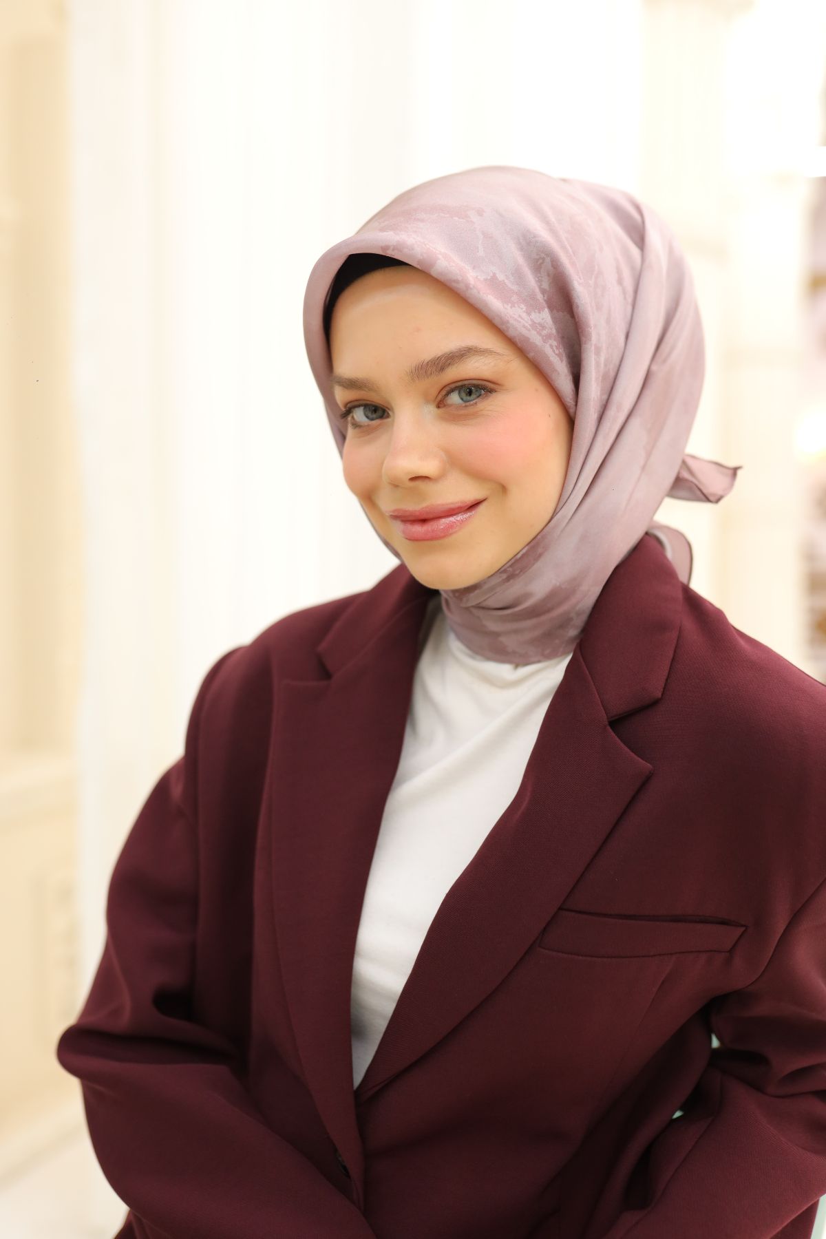 Silk Home SHiny ScarfSilk Home SHiny Eşarp 75002-69