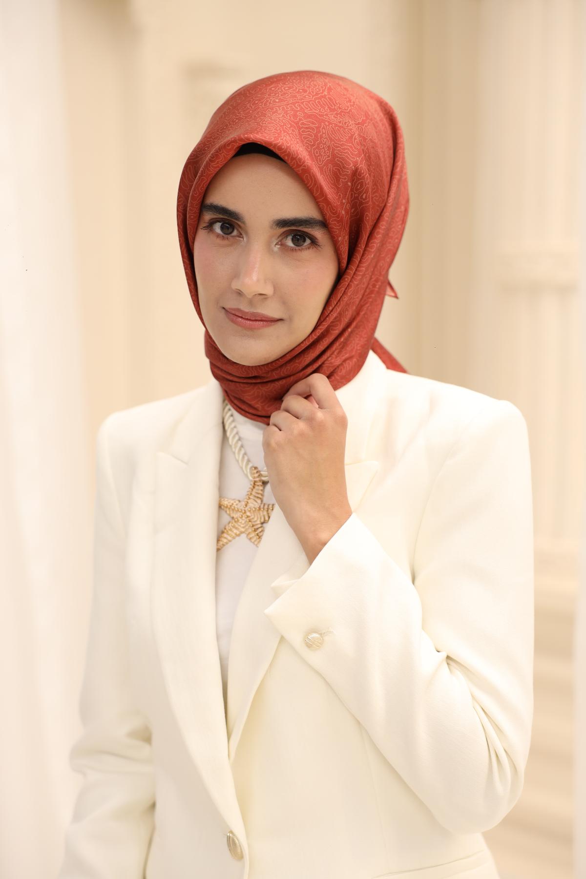 Silk Home SHiny ScarfSilk Home SHiny Eşarp 75009-03