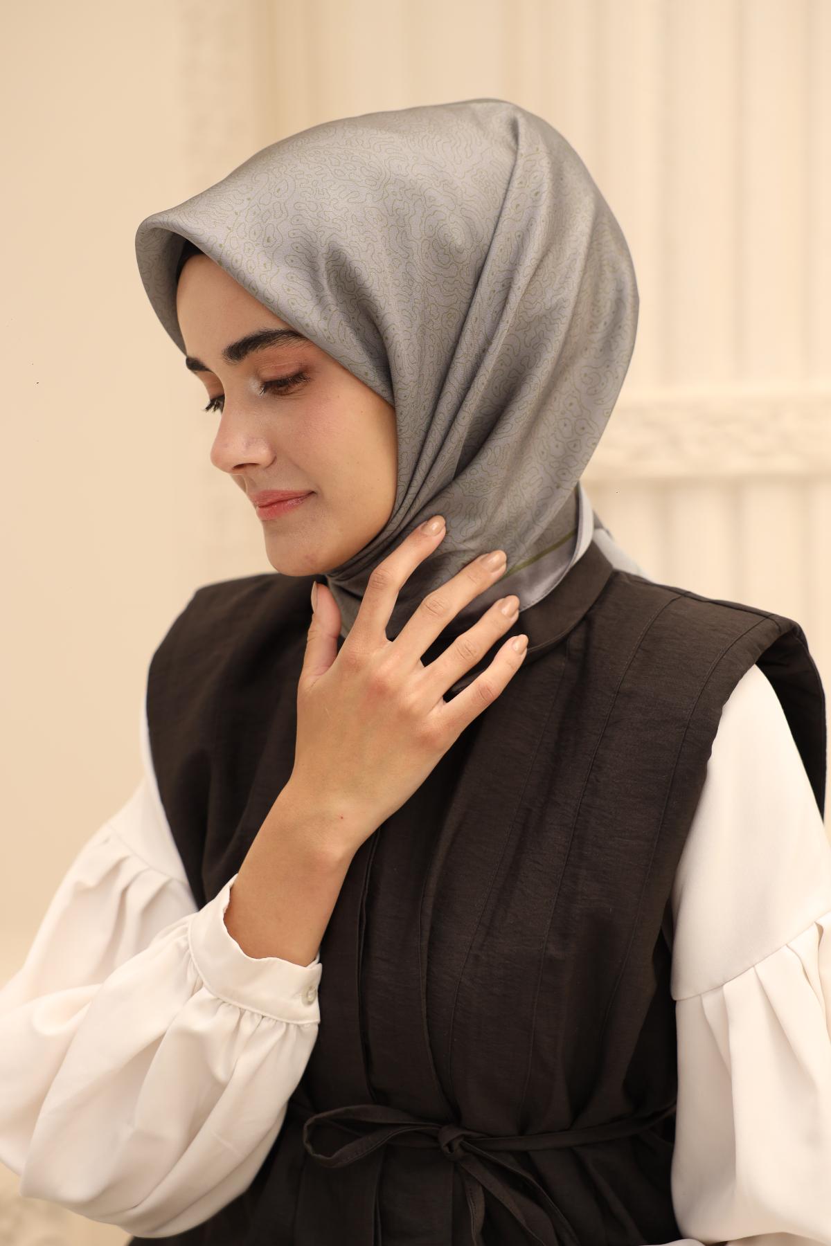 Silk Home SHiny ScarfSilk Home SHiny Eşarp 75009-06