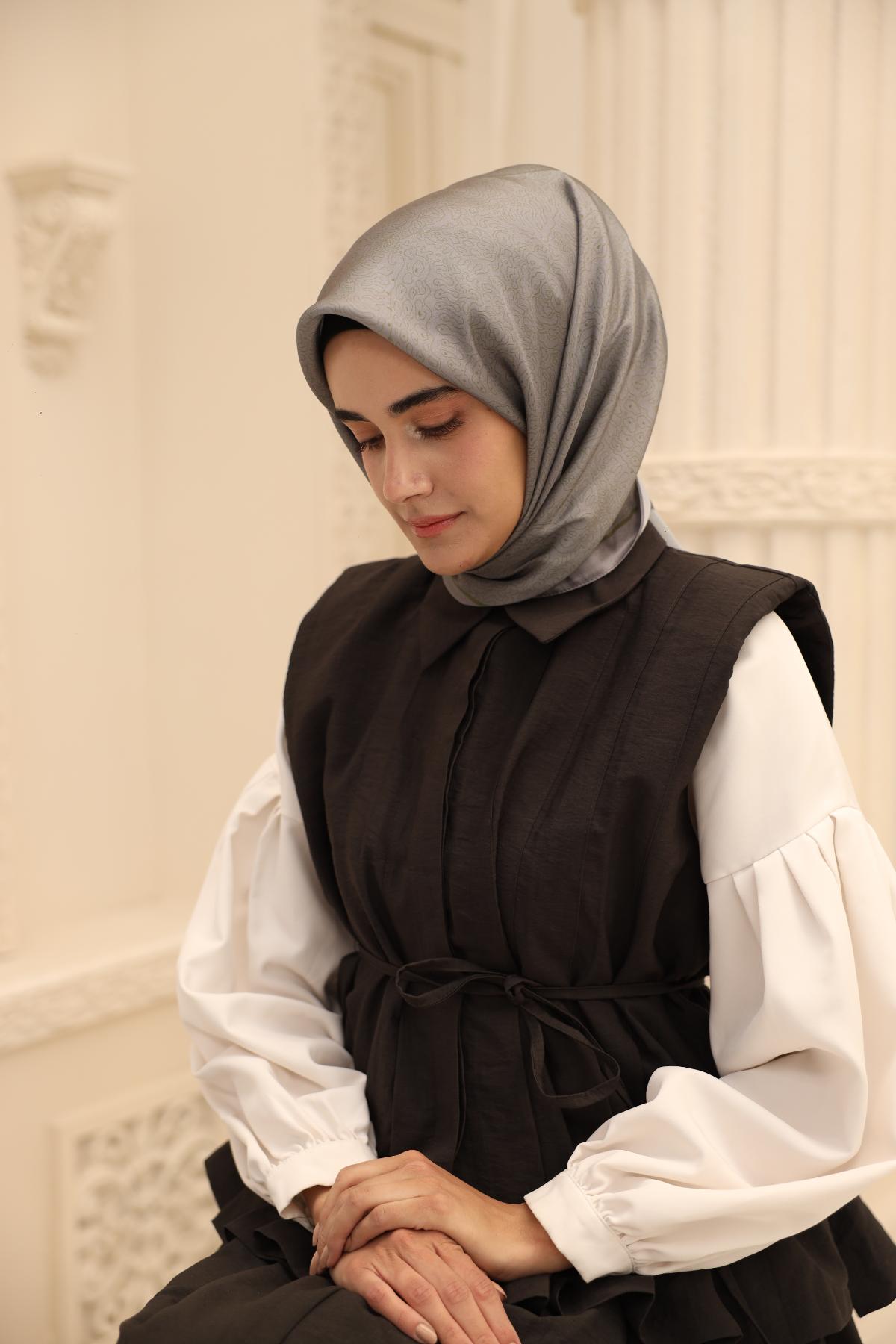 Silk Home SHiny ScarfSilk Home SHiny Eşarp 75009-06