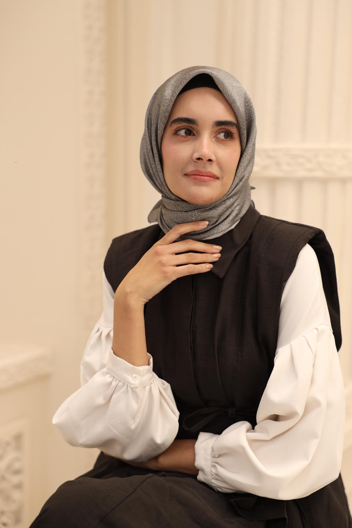 Silk Home SHiny ScarfSilk Home SHiny Eşarp 75009-07