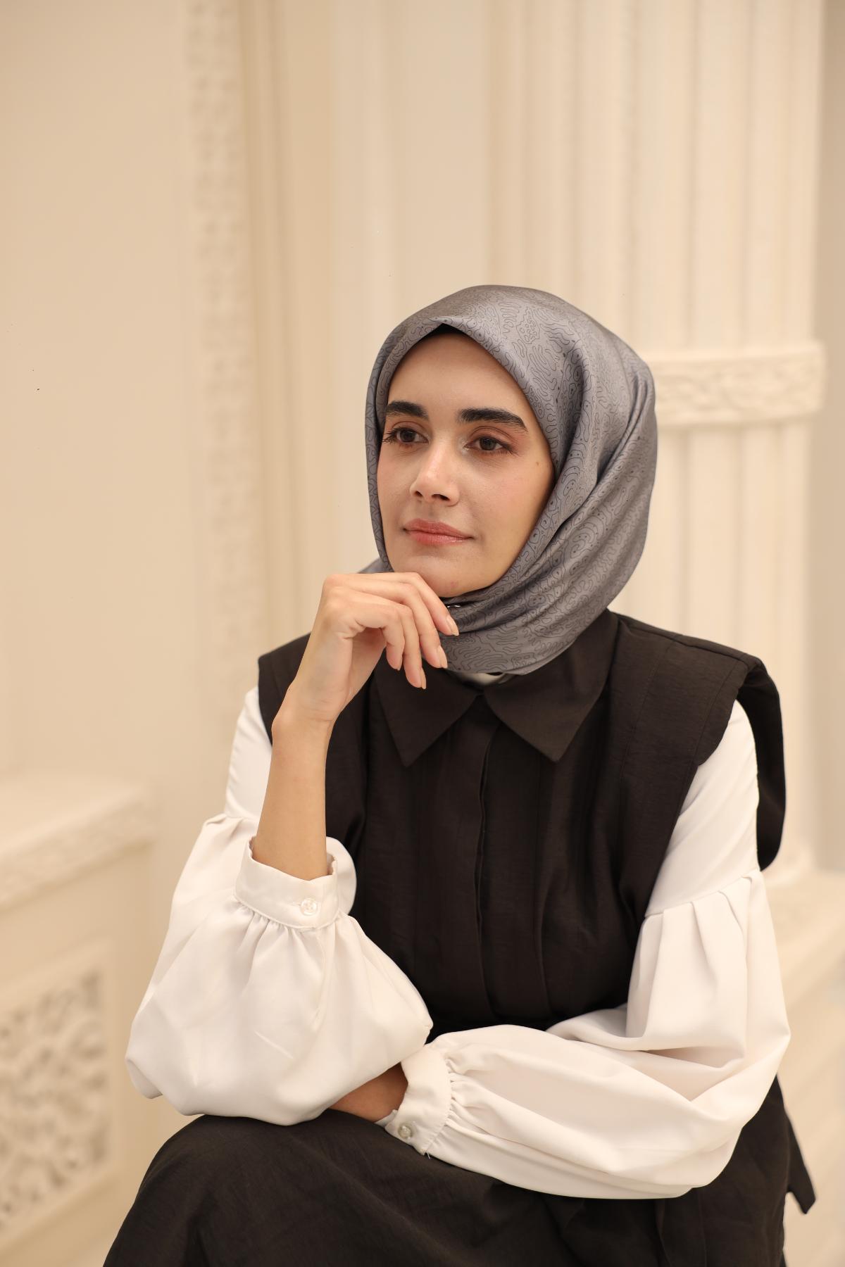 Silk Home SHiny ScarfSilk Home SHiny Eşarp 75009-08