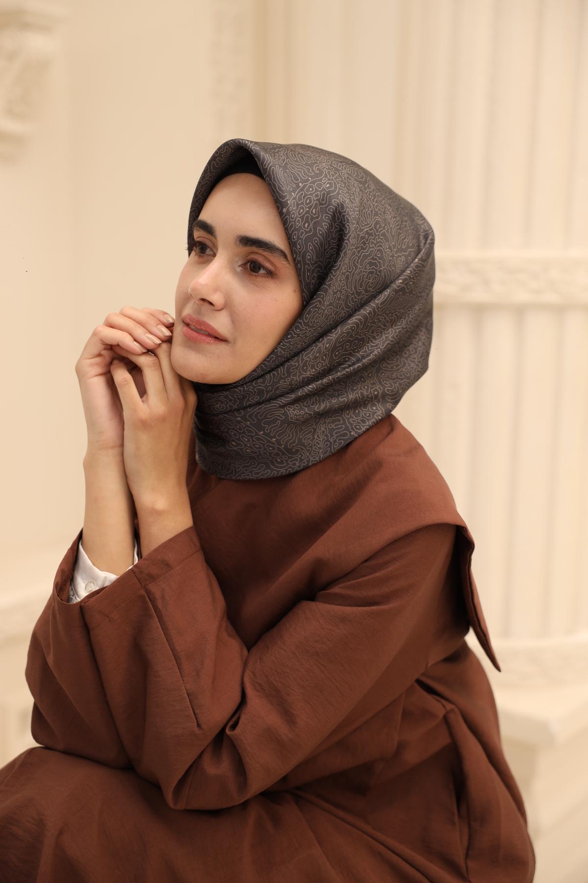 Silk Home SHiny ScarfSilk Home SHiny Eşarp 75009-14