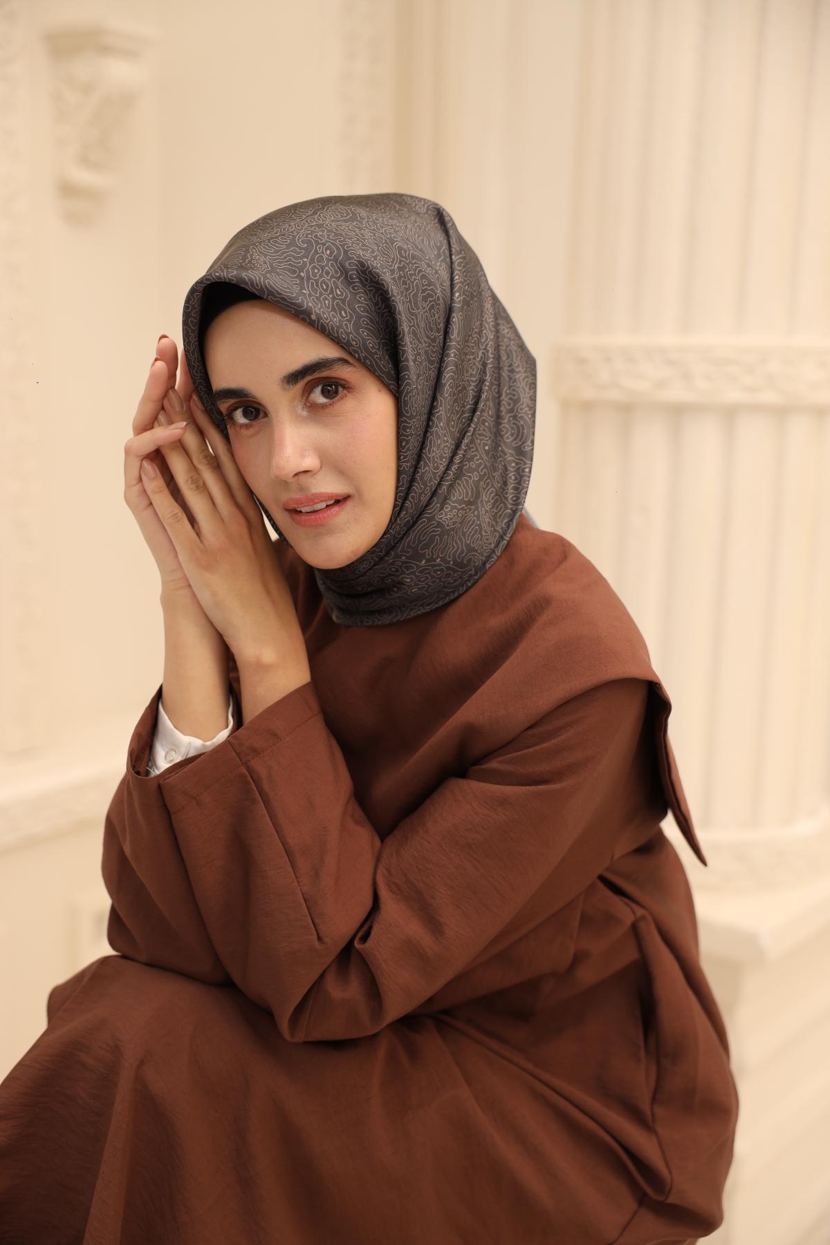 Silk Home SHiny ScarfSilk Home SHiny Eşarp 75009-14