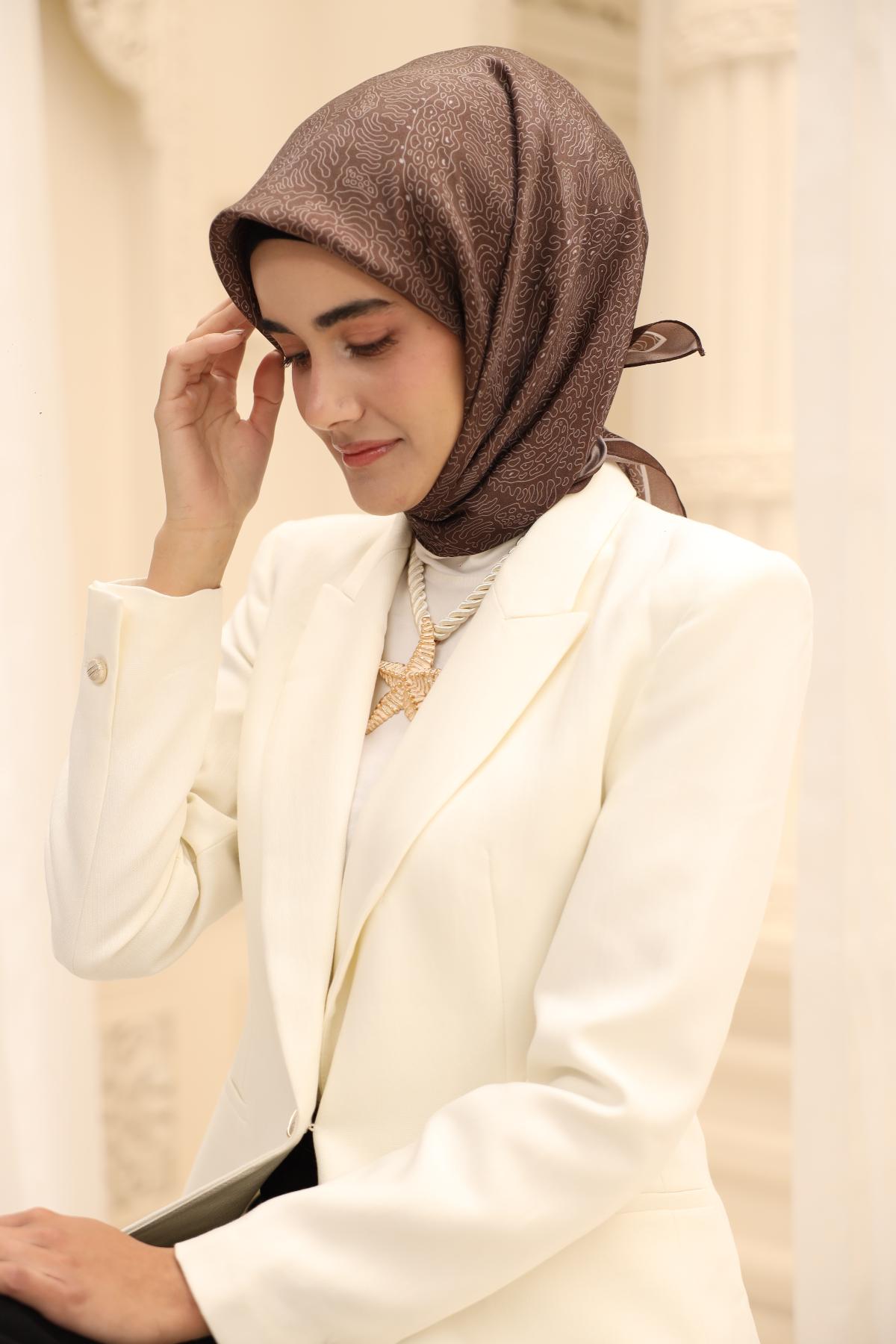 Silk Home SHiny ScarfSilk Home SHiny Eşarp 75009-18