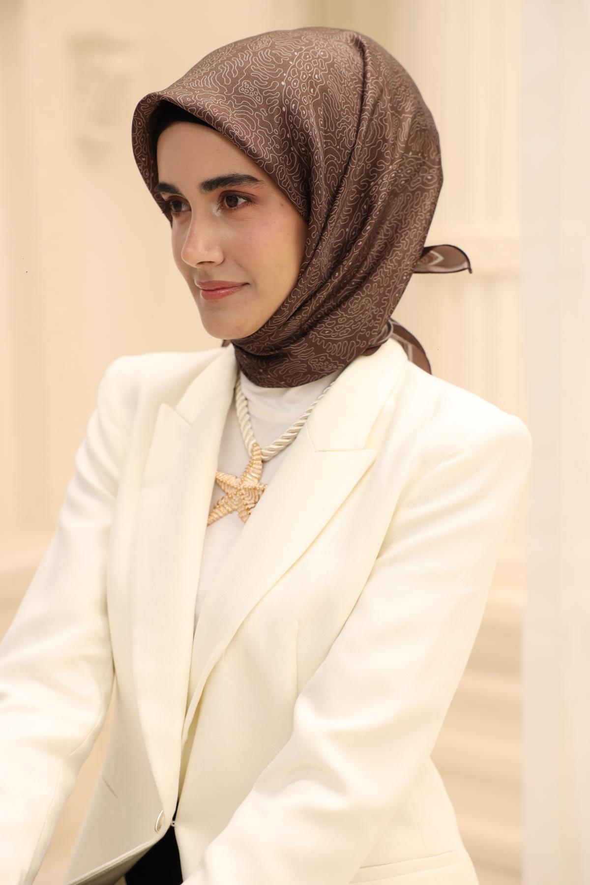 Silk Home SHiny ScarfSilk Home SHiny Eşarp 75009-18