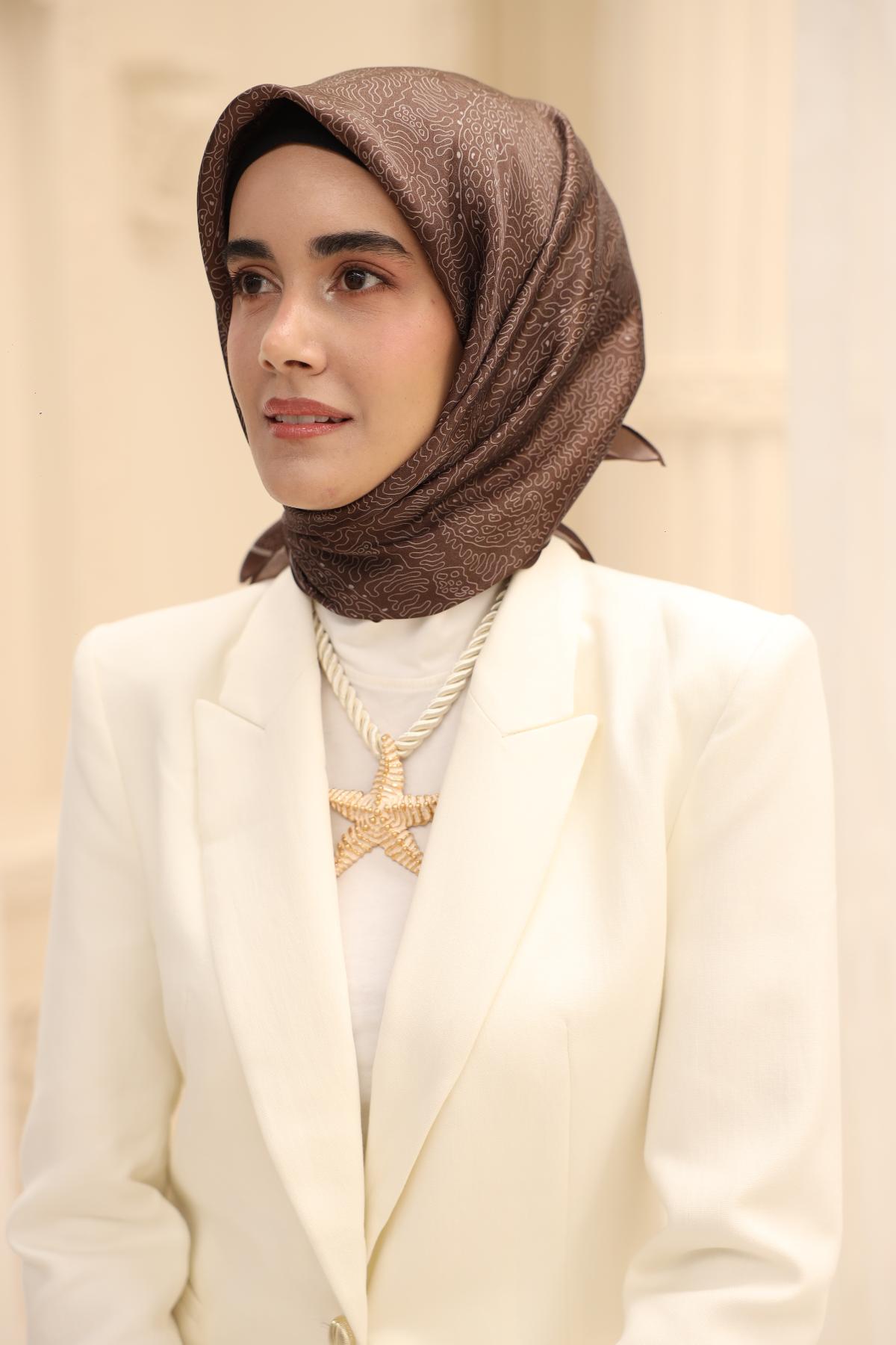 Silk Home SHiny ScarfSilk Home SHiny Eşarp 75009-18